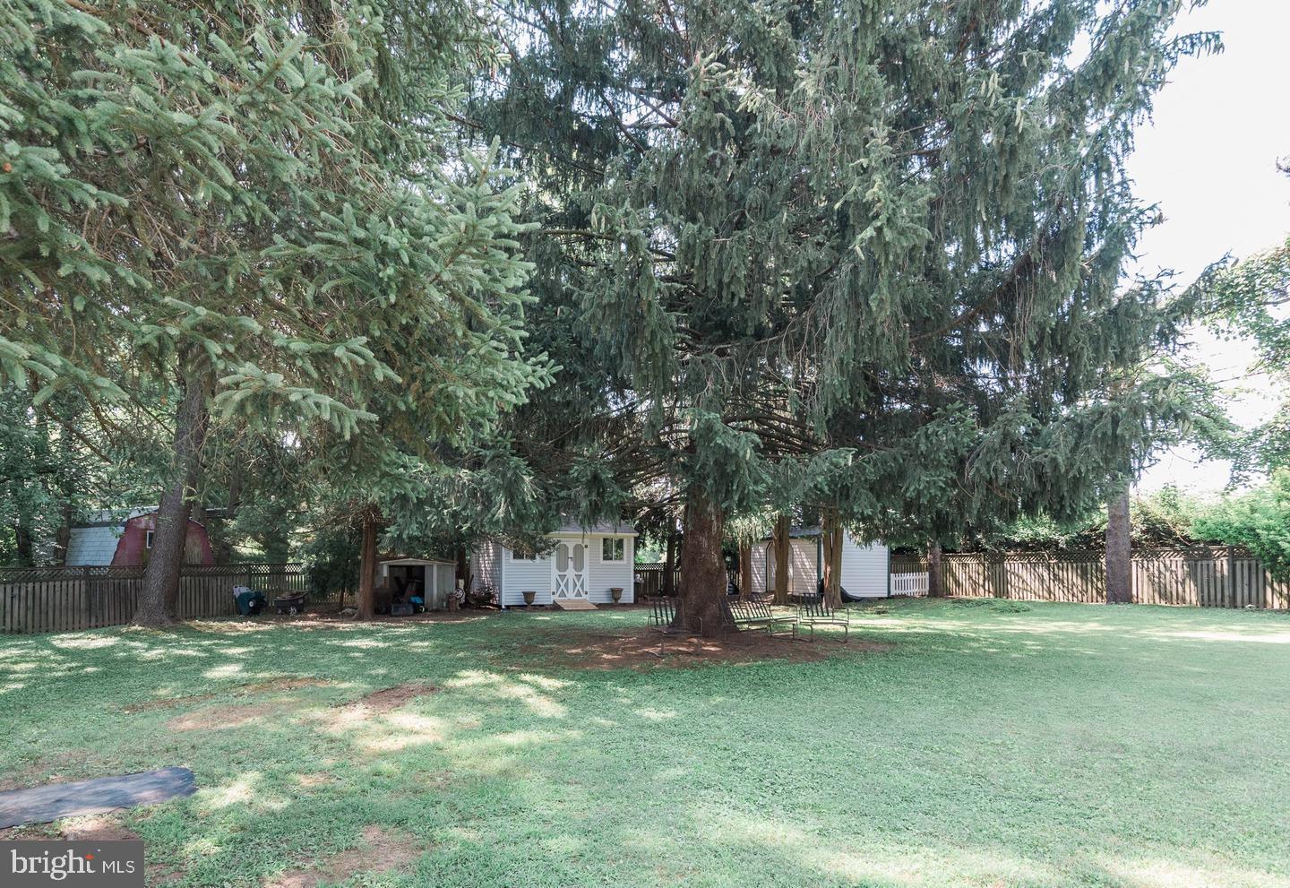 COLONIAL ACRES - Residential Lease