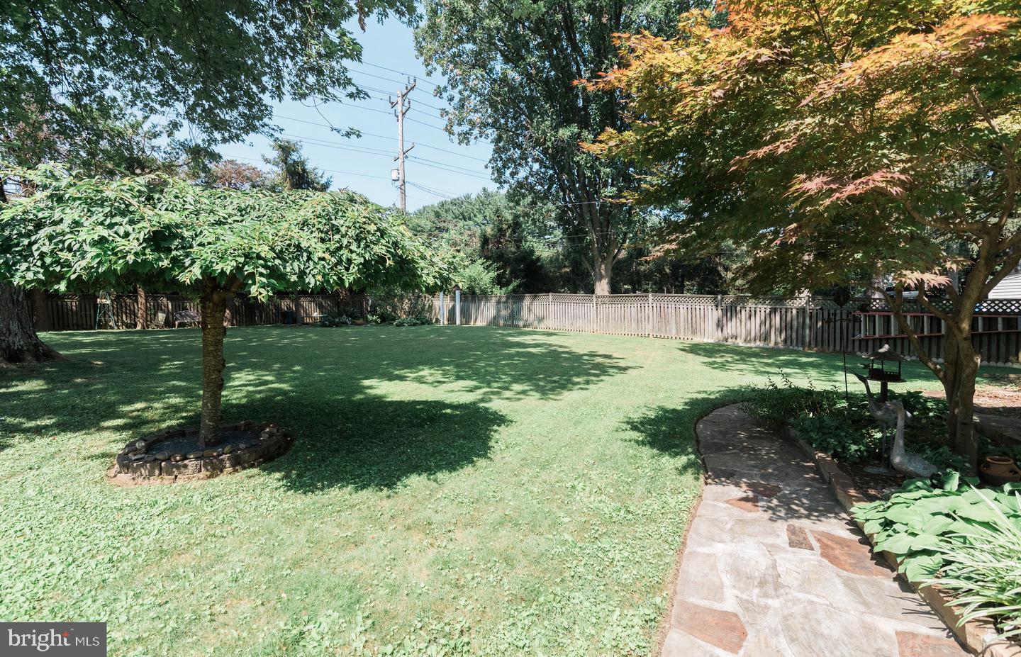 COLONIAL ACRES - Residential Lease