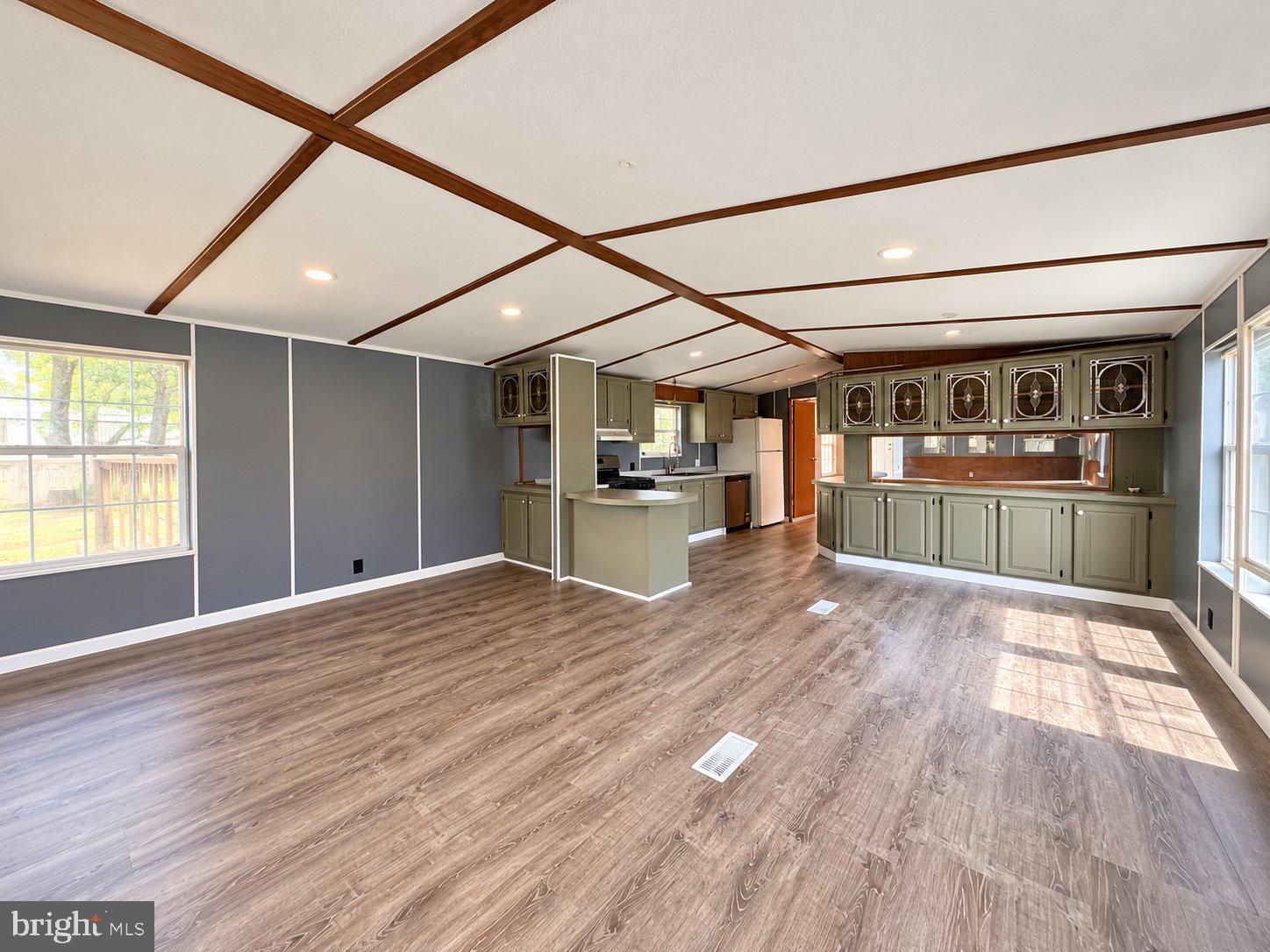 121 SANTILLI ROAD