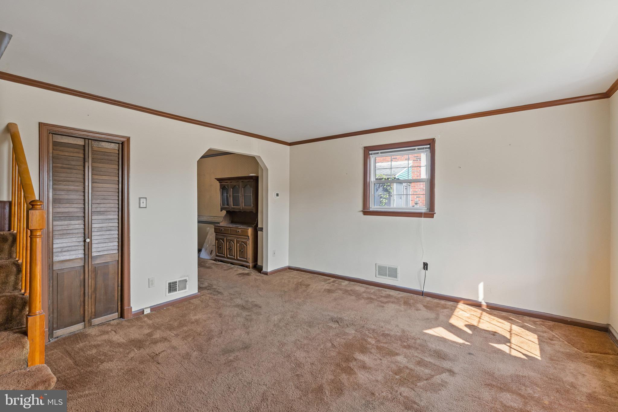 5556 DOLORES AVENUE