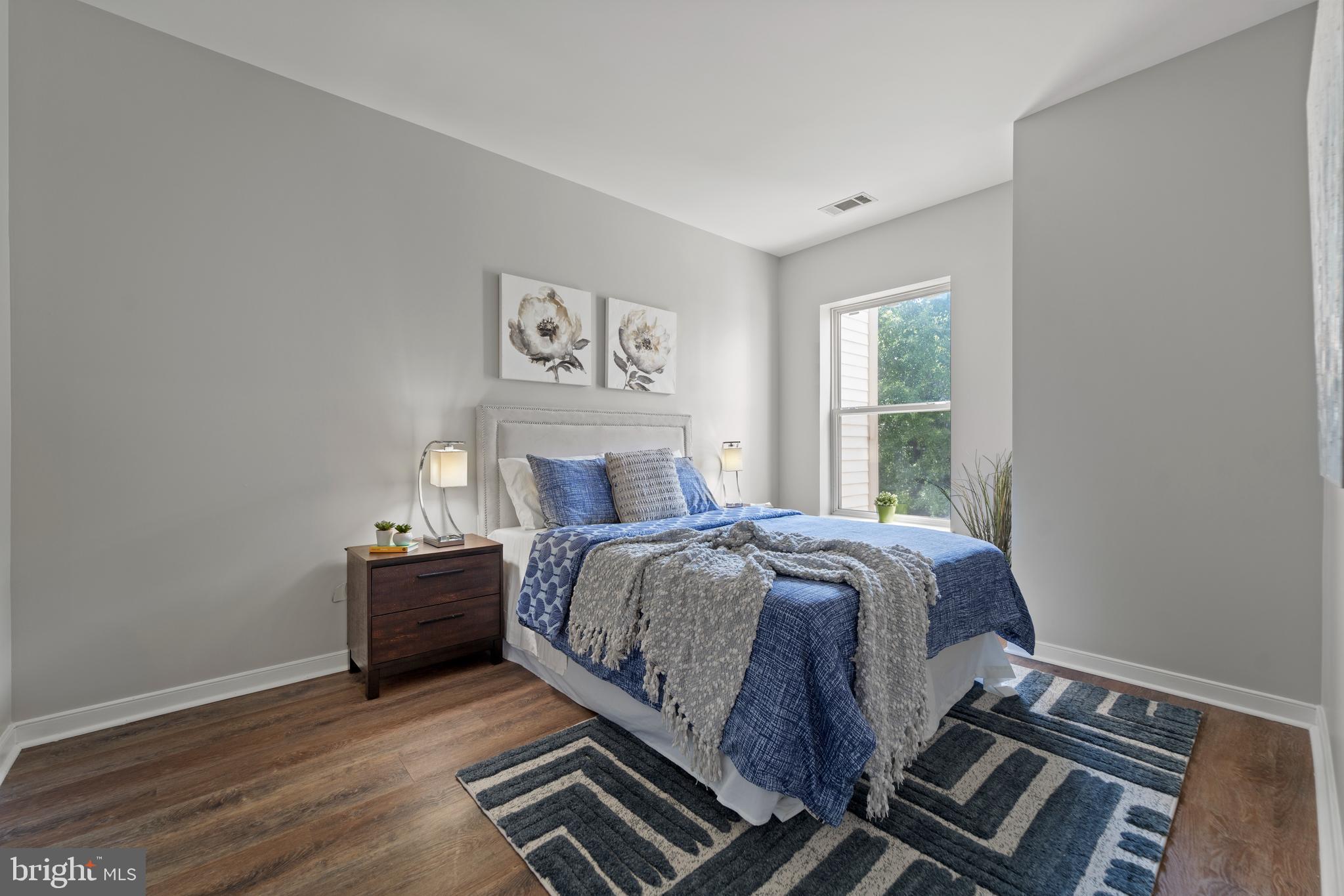 8045 AT SILVER SPRING METRO - Residential