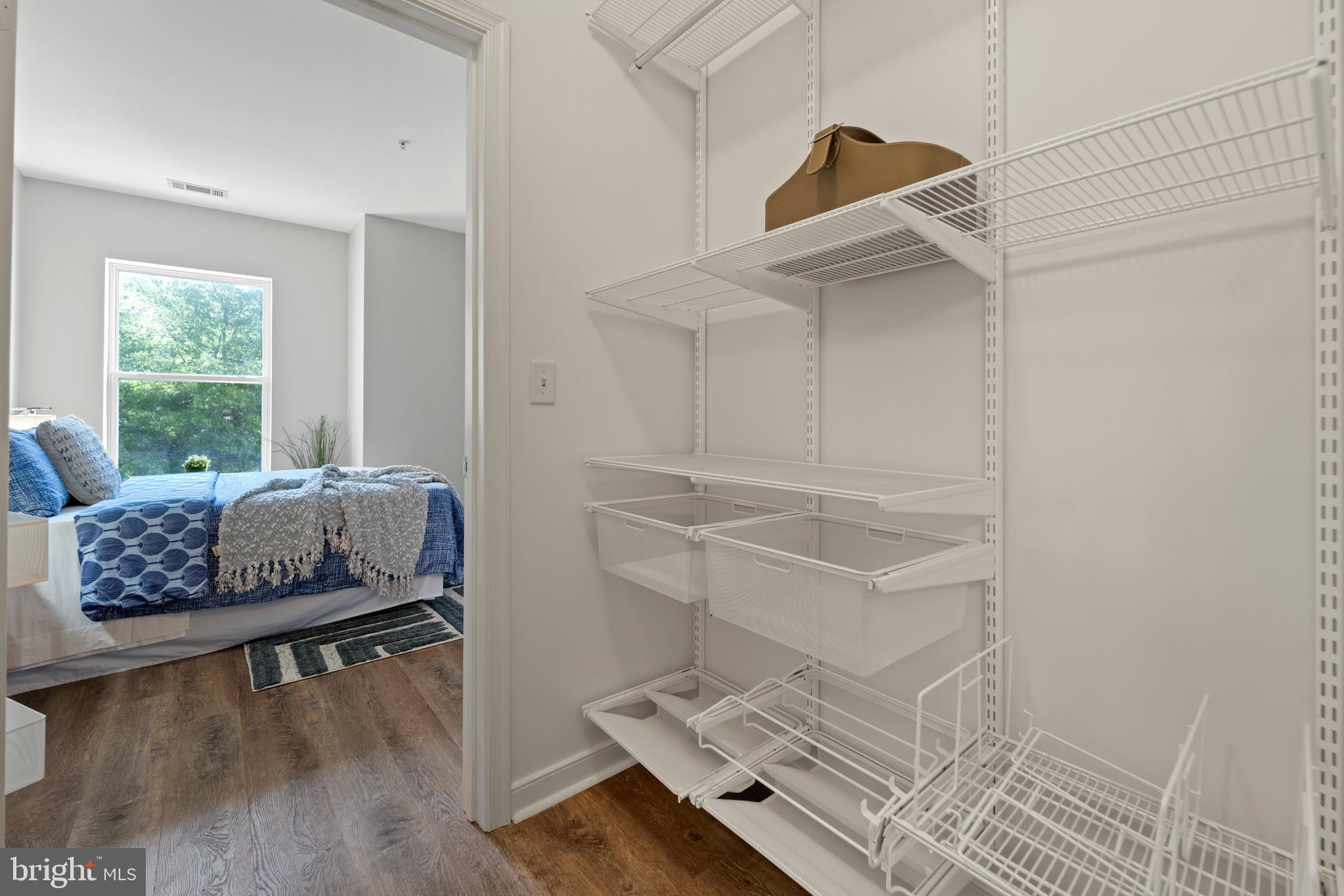 8045 AT SILVER SPRING METRO - Residential