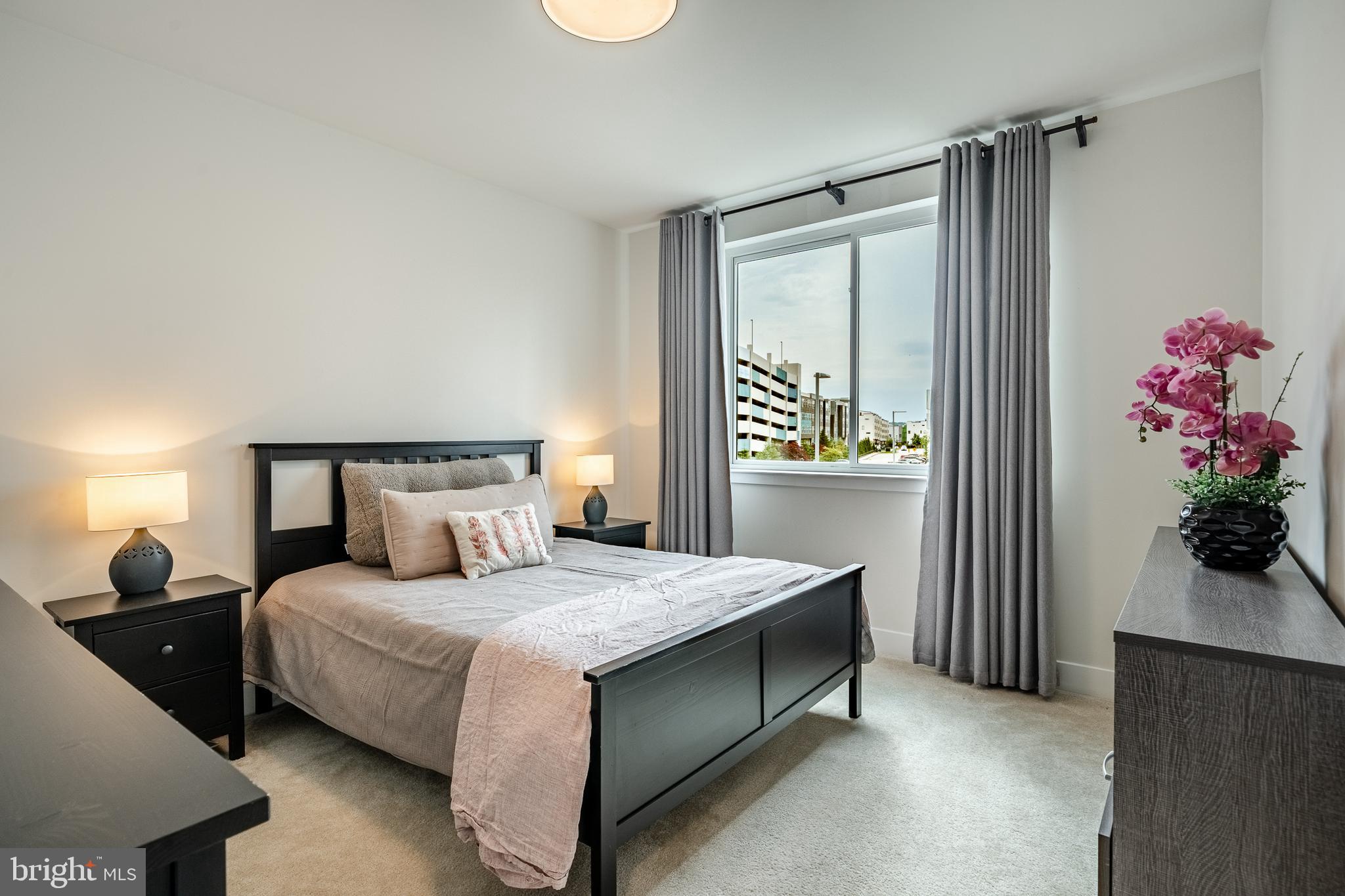 BROWNSTONES AT VF - Residential