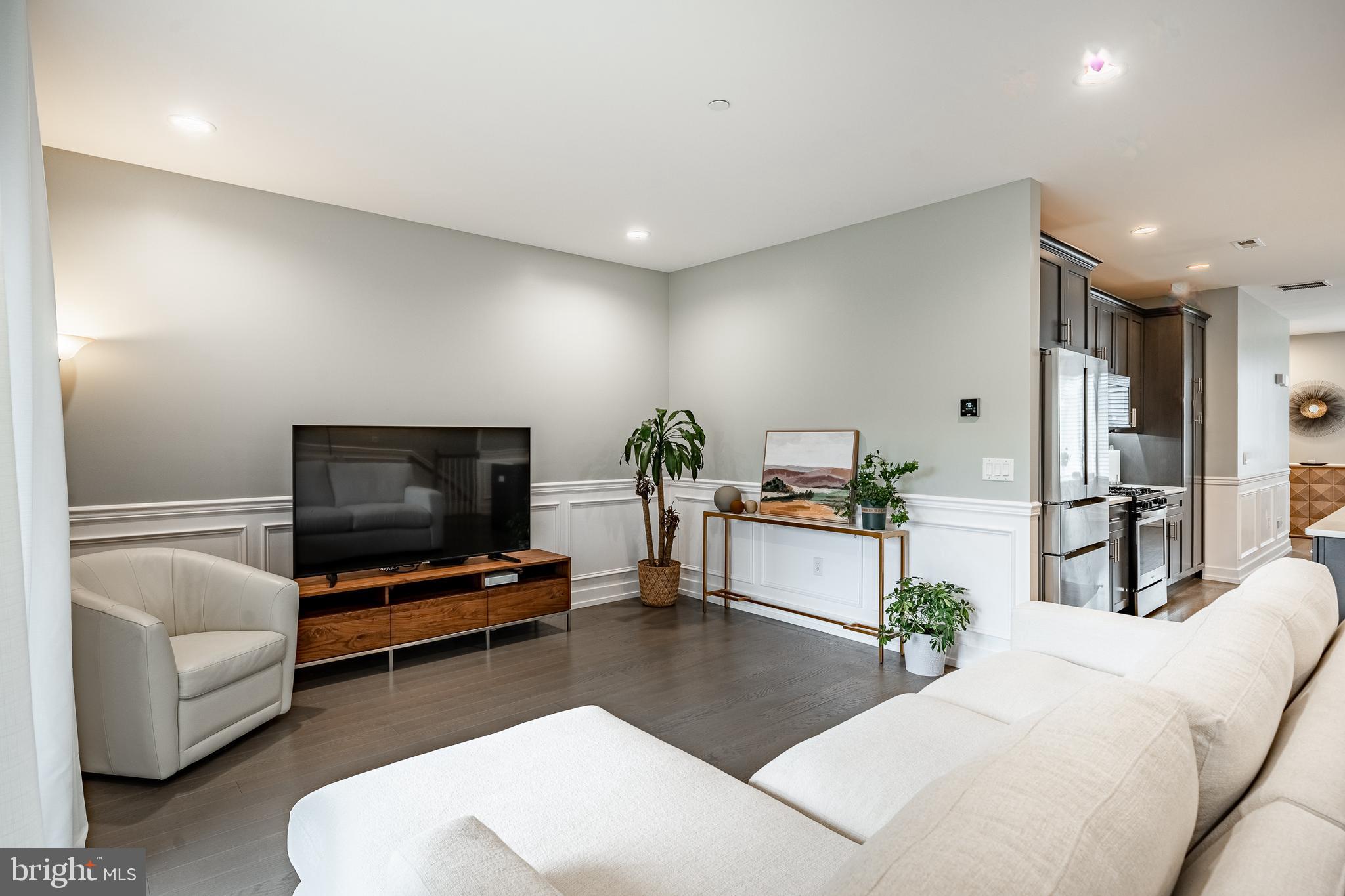 BROWNSTONES AT VF - Residential