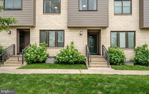 1009 LAKEVIEW COURT 1009 KING OF PRUSSIA PA 19406