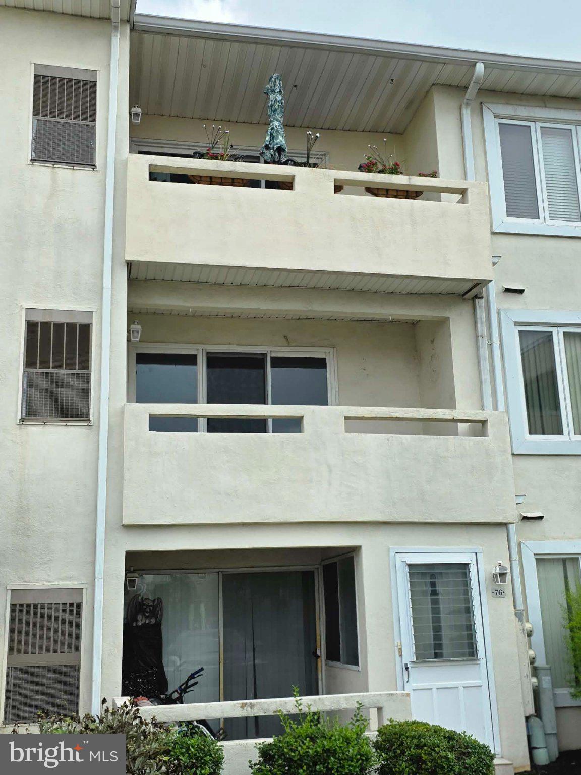 77 BONNIE GELLMAN COURT D77