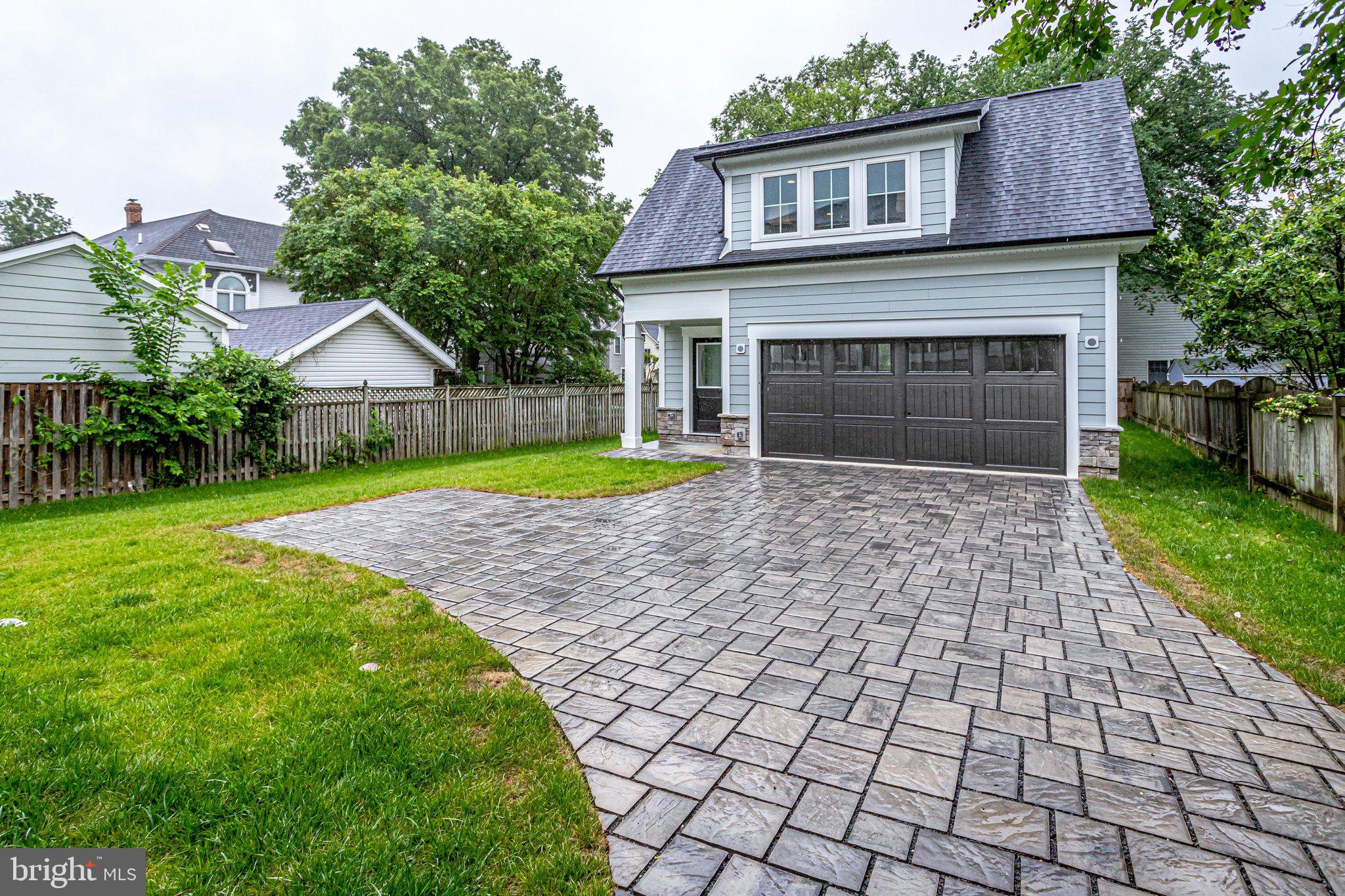 SCHUTT ESTATE - Residential