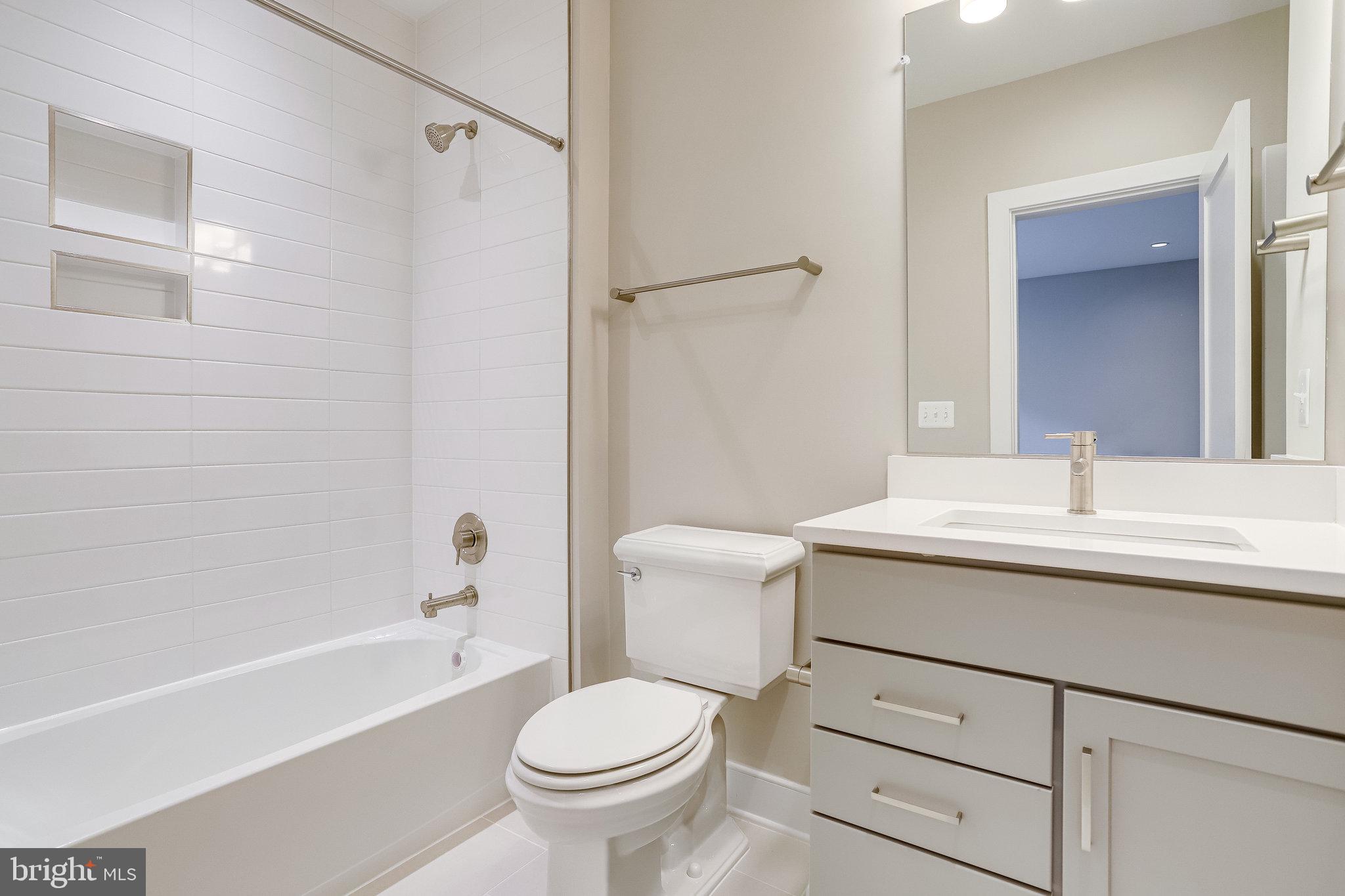 SCHUTT ESTATE - Residential