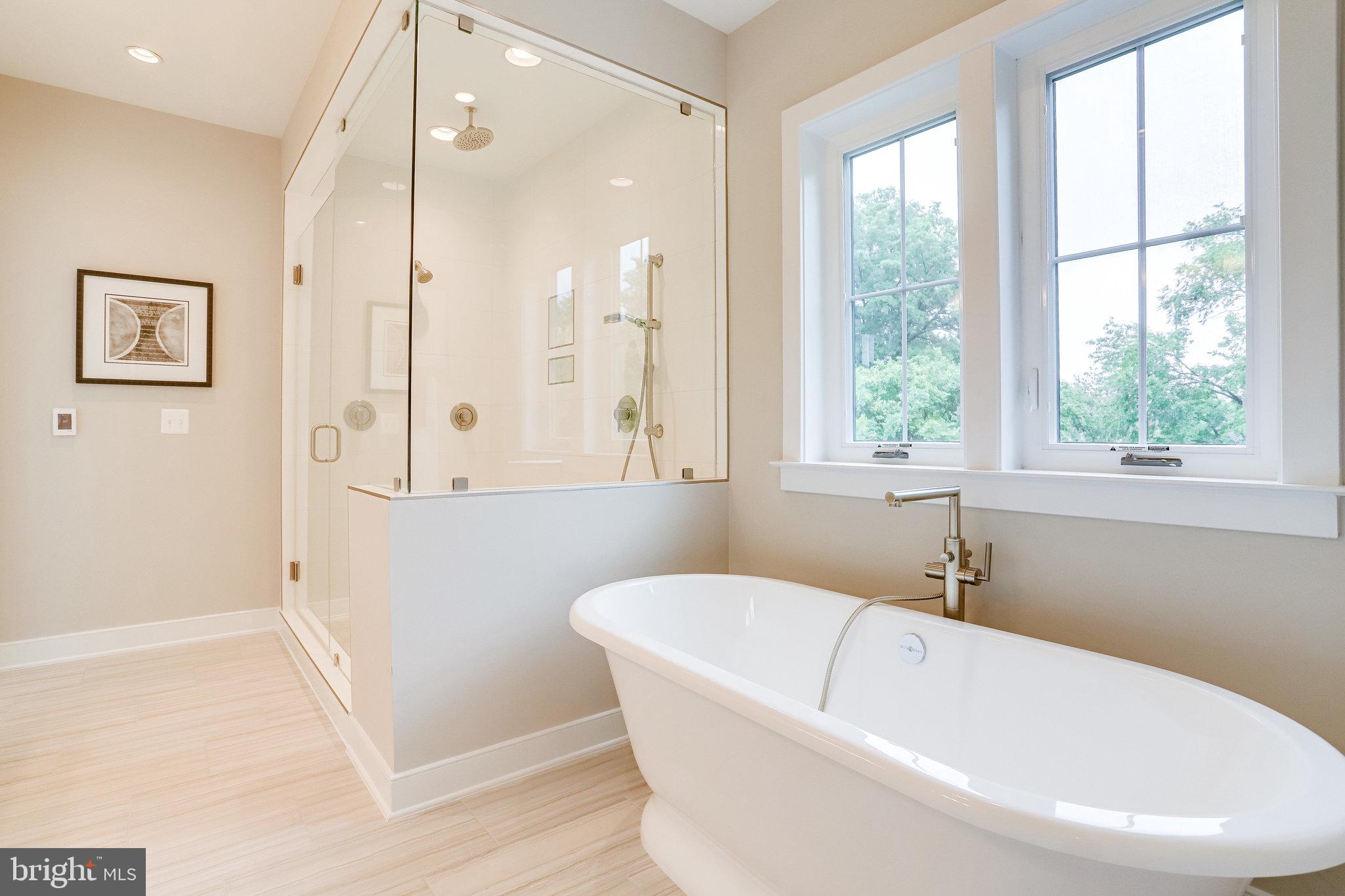 SCHUTT ESTATE - Residential