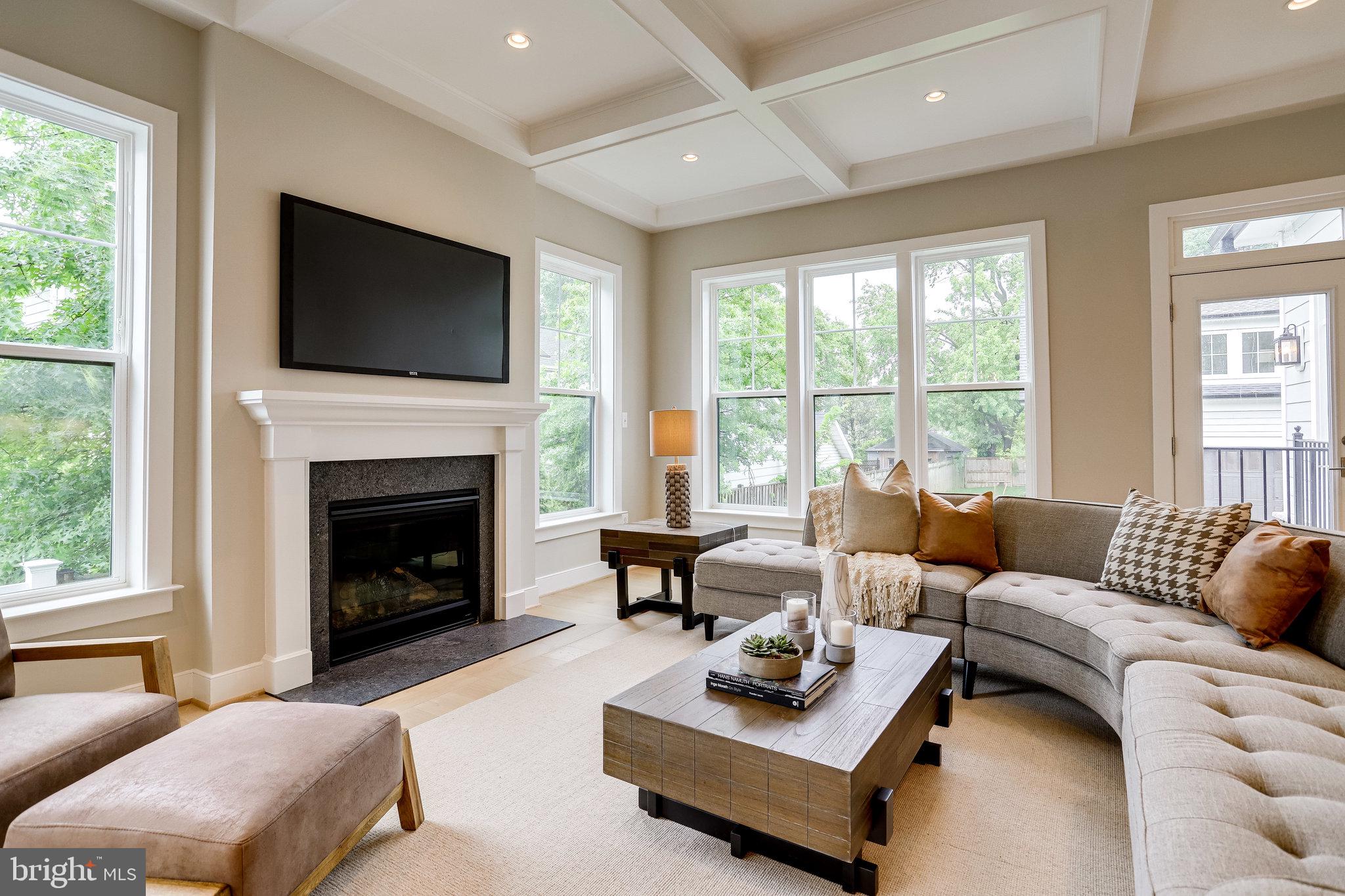 SCHUTT ESTATE - Residential