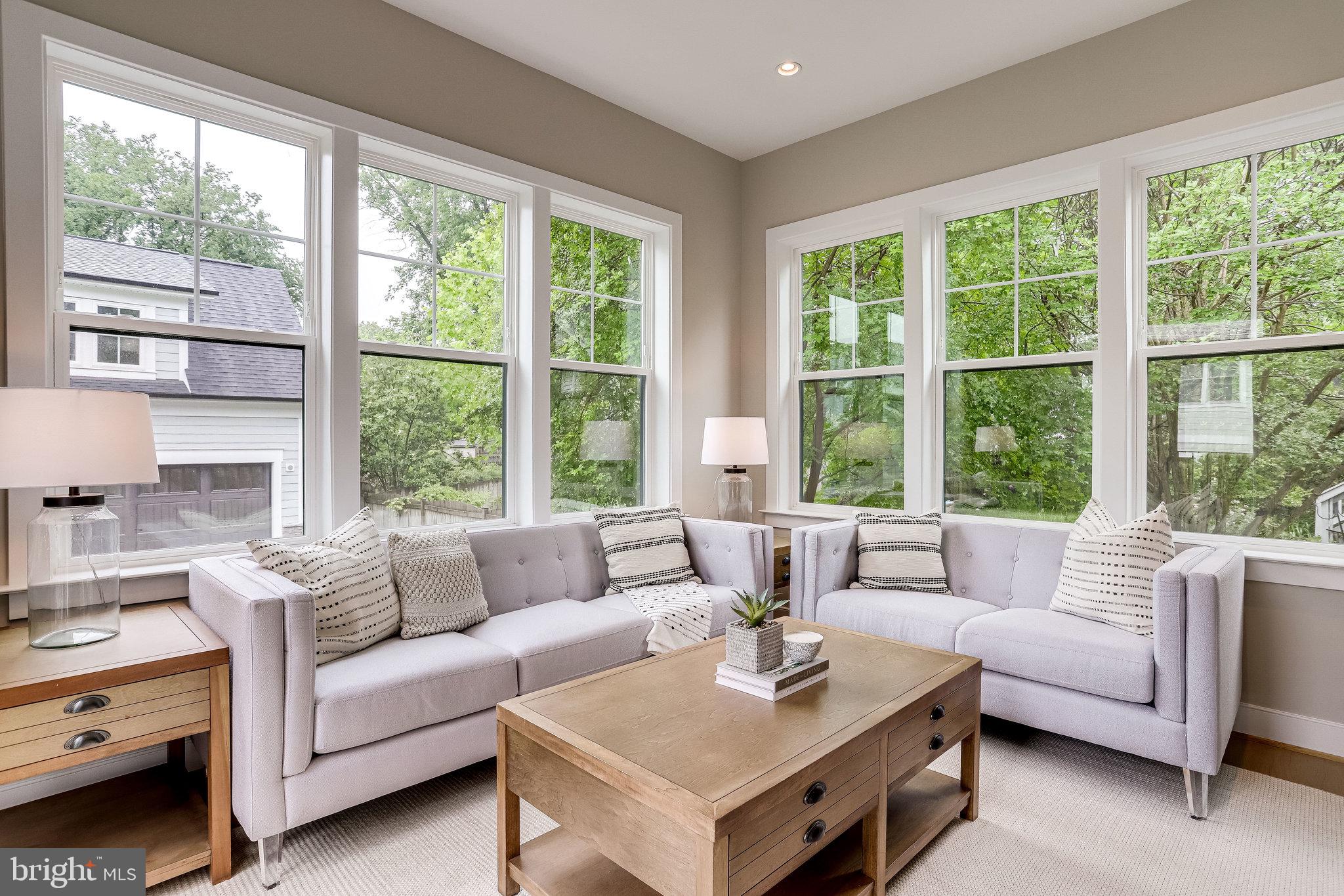 SCHUTT ESTATE - Residential