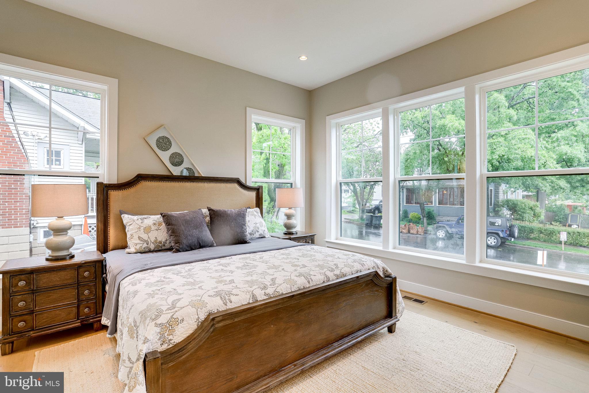 SCHUTT ESTATE - Residential