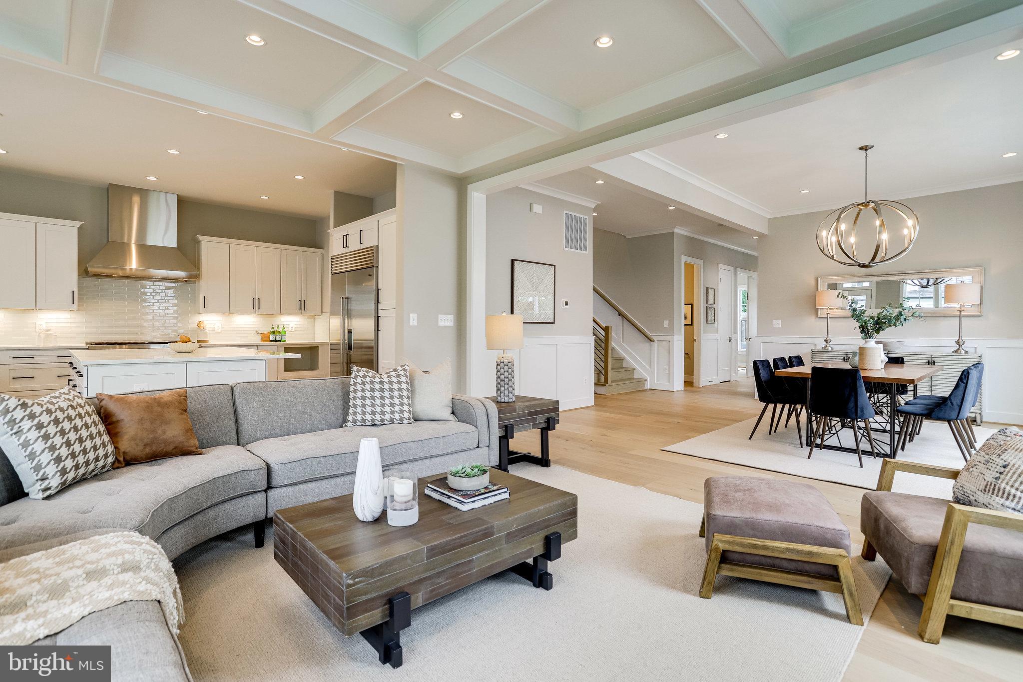 SCHUTT ESTATE - Residential