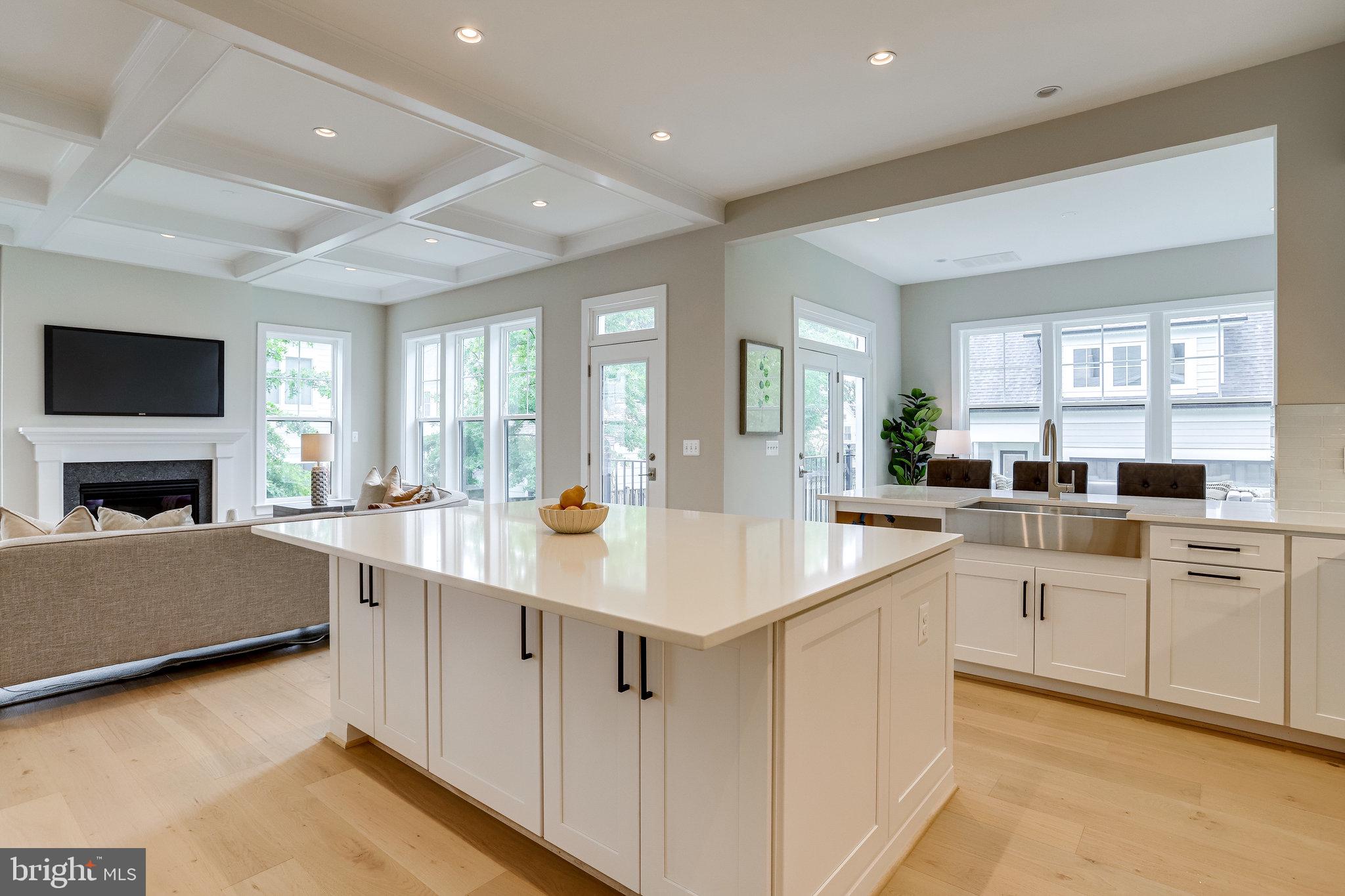 SCHUTT ESTATE - Residential