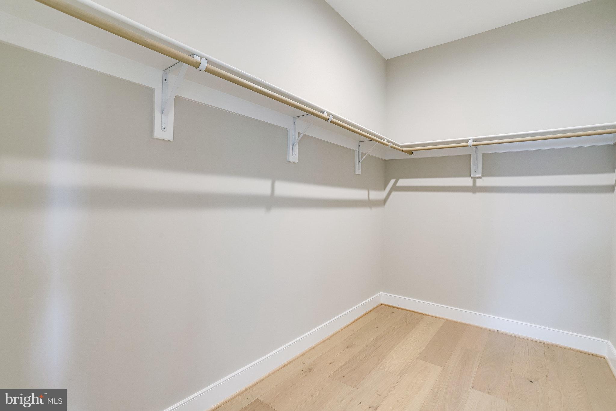 SCHUTT ESTATE - Residential