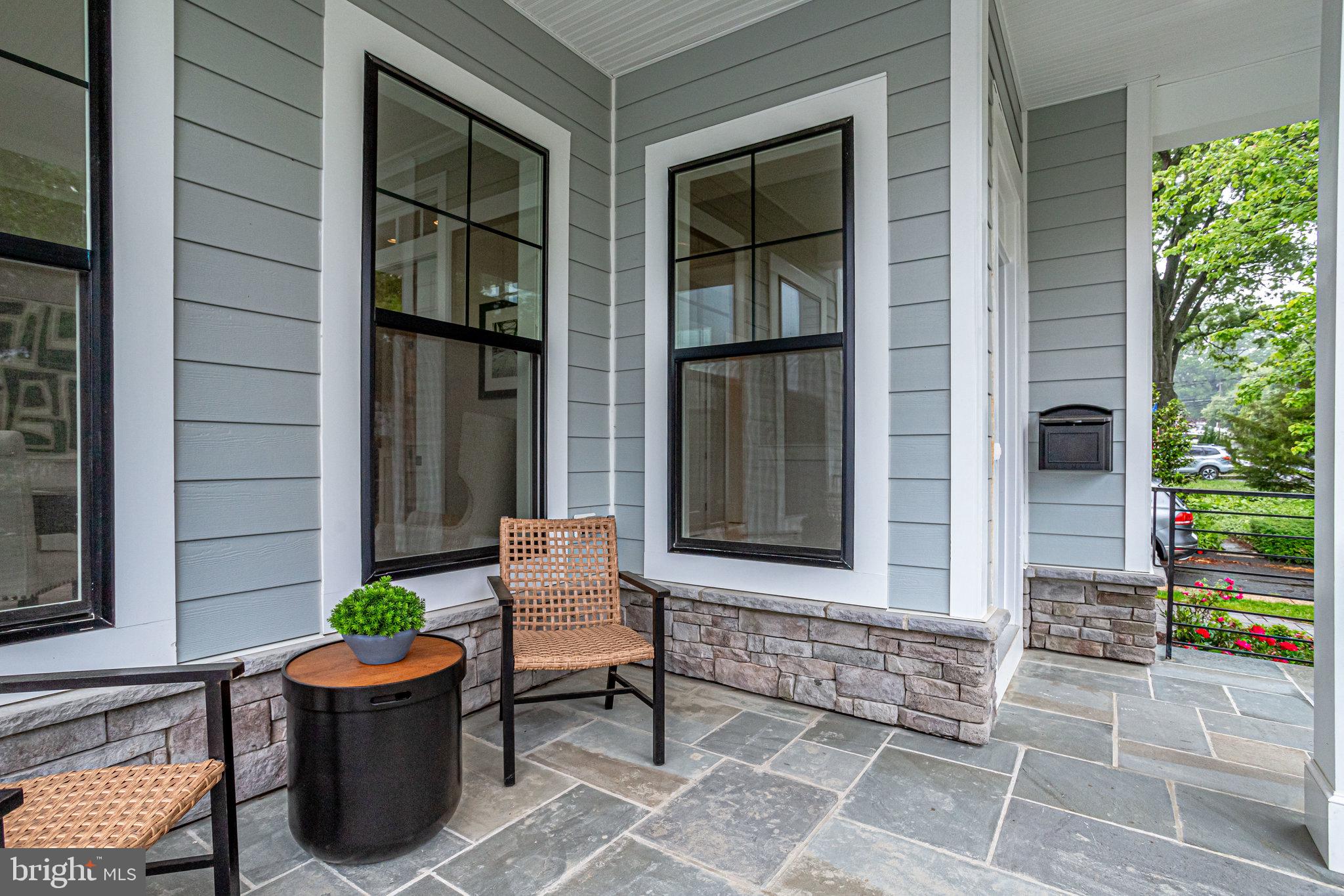 SCHUTT ESTATE - Residential