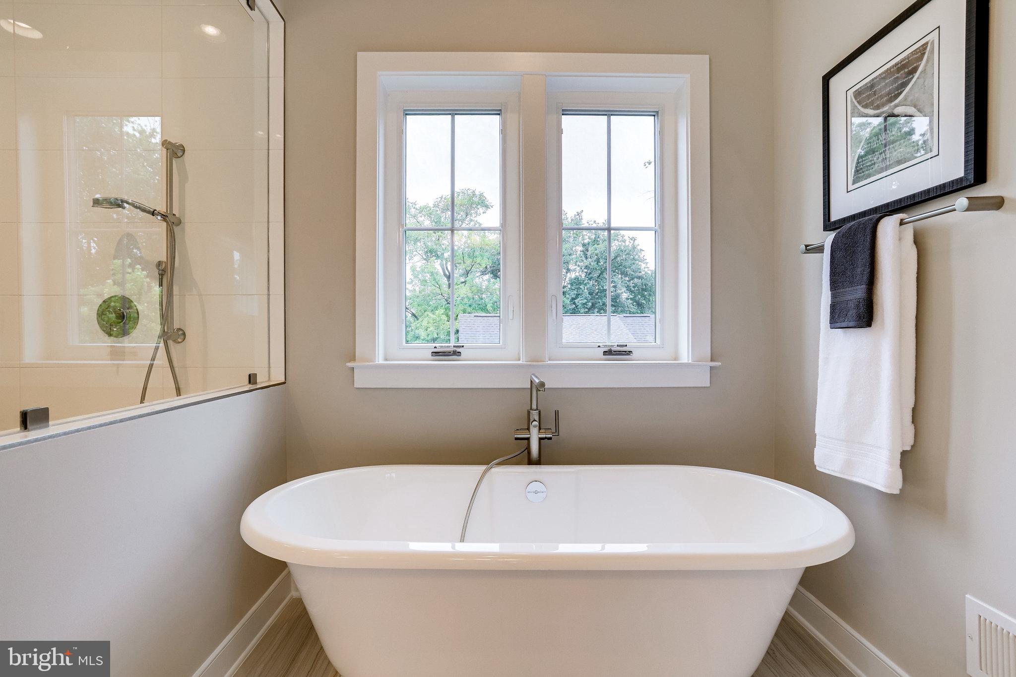 SCHUTT ESTATE - Residential