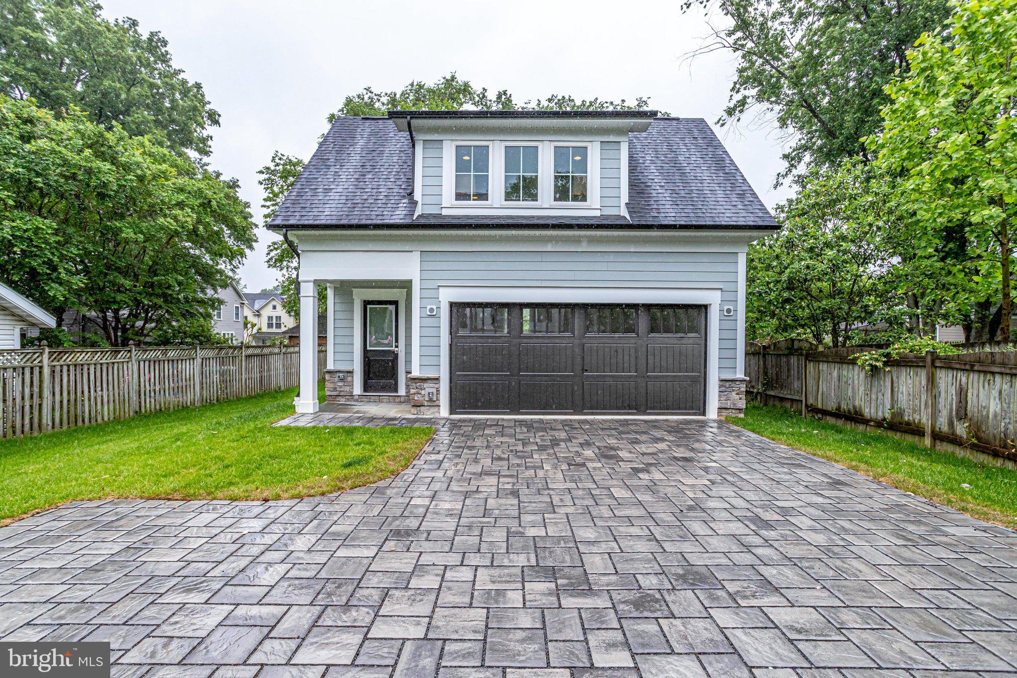 SCHUTT ESTATE - Residential