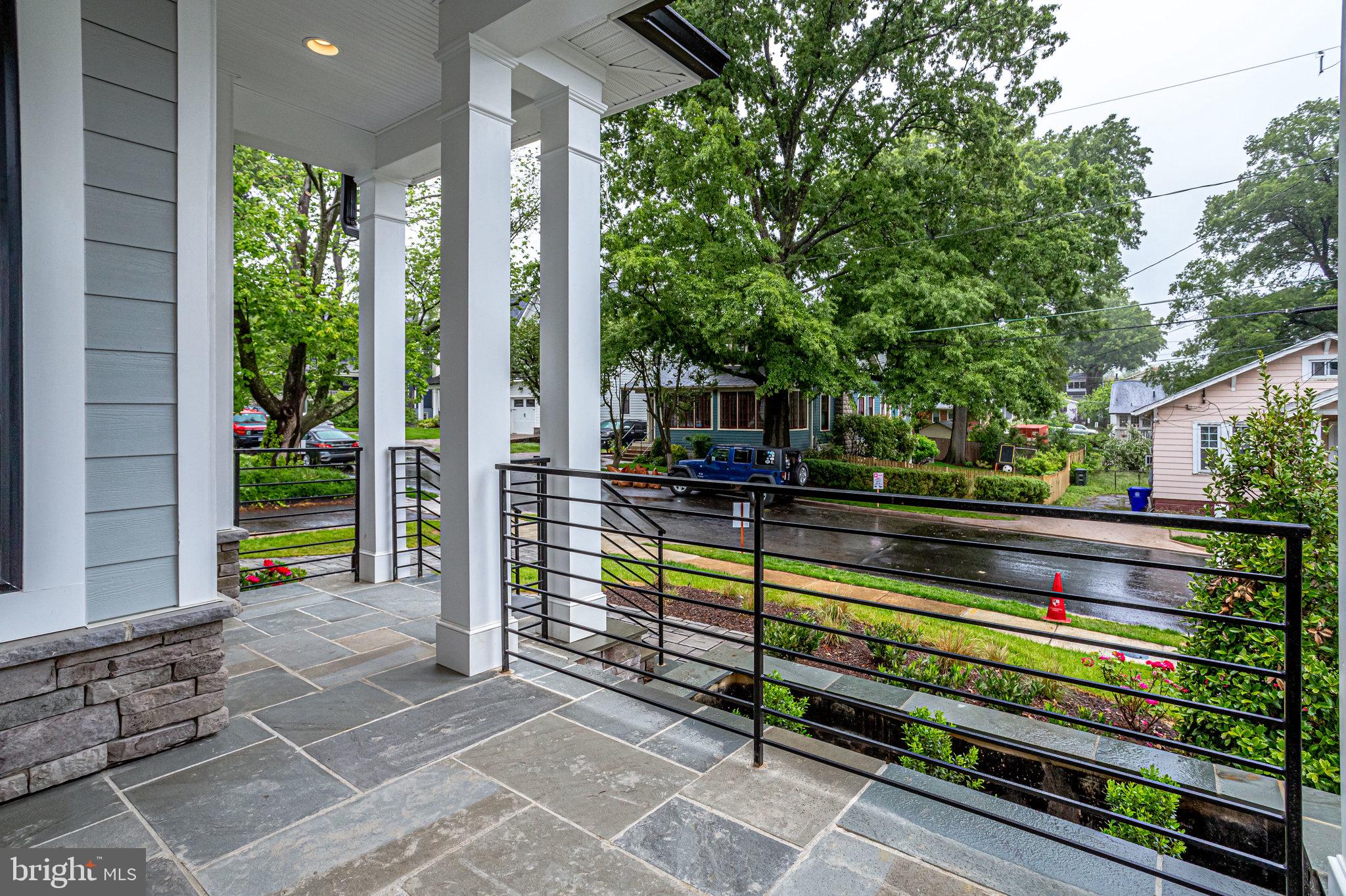 SCHUTT ESTATE - Residential