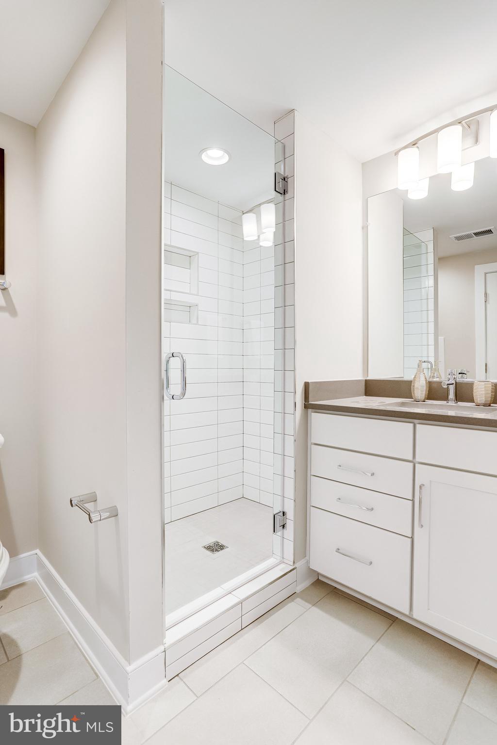 SCHUTT ESTATE - Residential