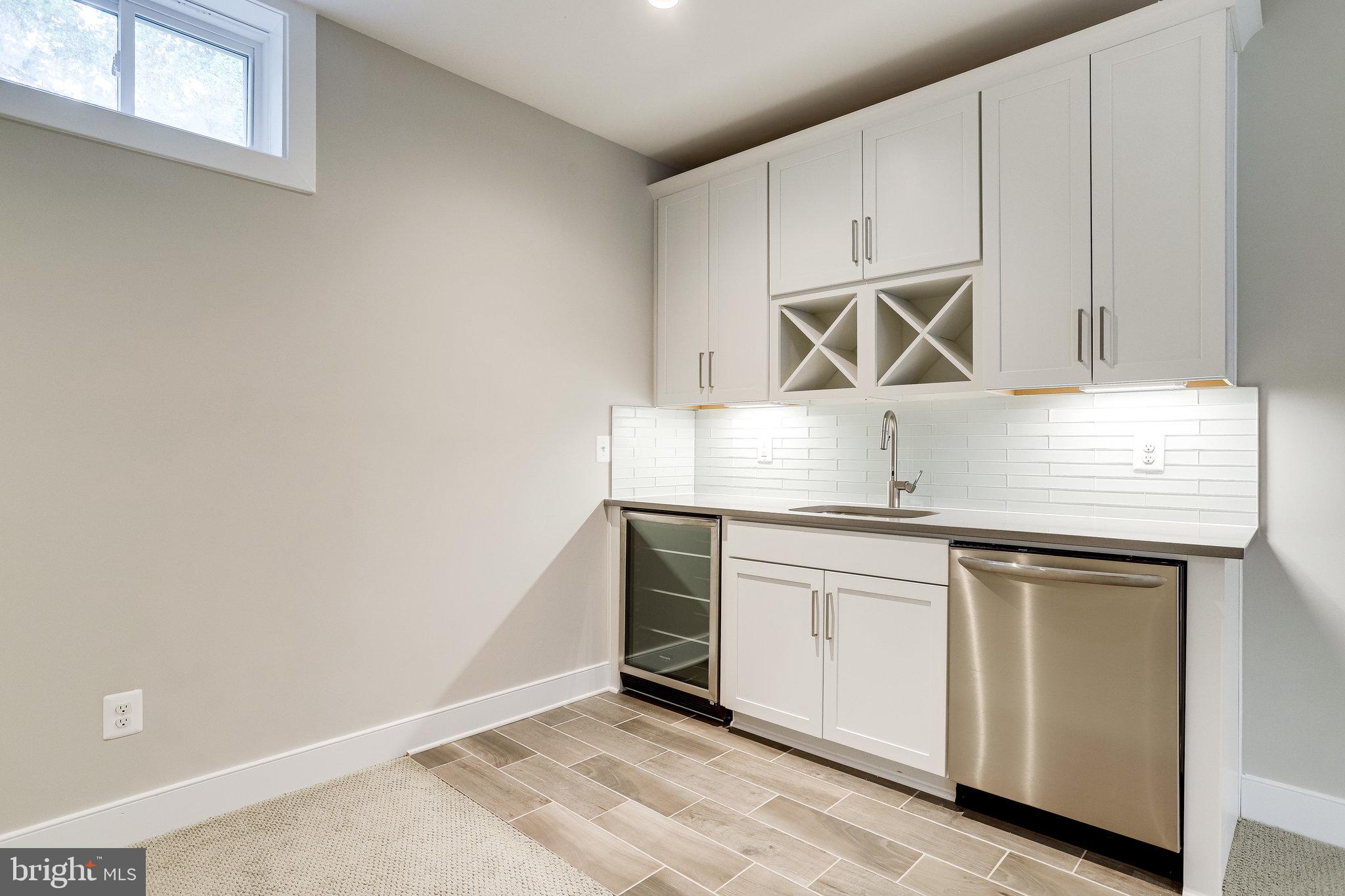 SCHUTT ESTATE - Residential