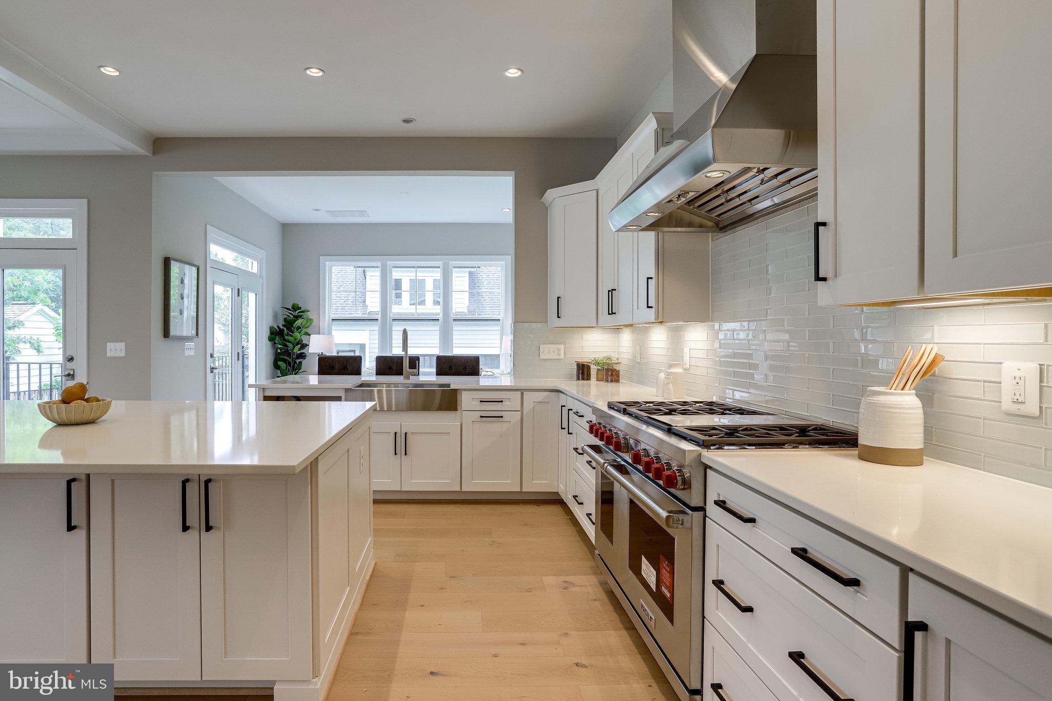 SCHUTT ESTATE - Residential