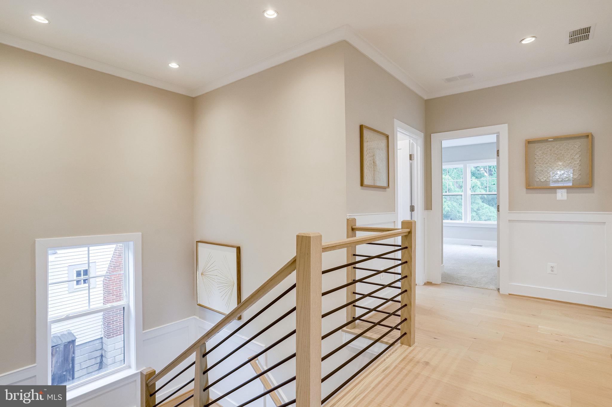 SCHUTT ESTATE - Residential