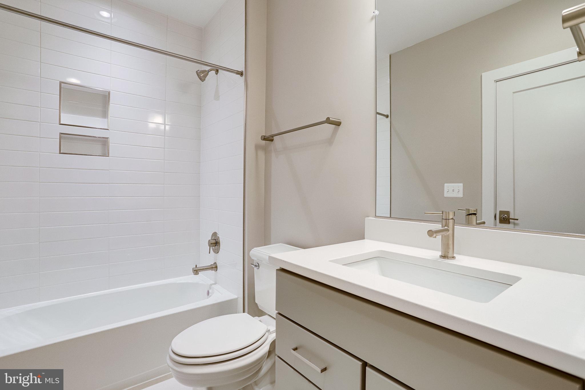 SCHUTT ESTATE - Residential