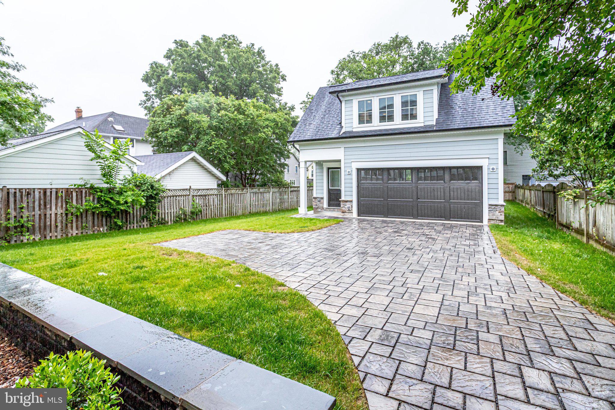 SCHUTT ESTATE - Residential