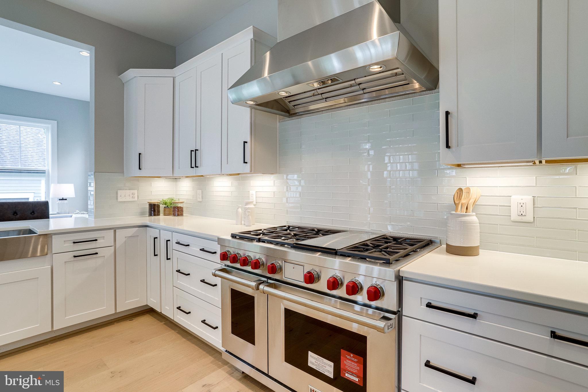 SCHUTT ESTATE - Residential