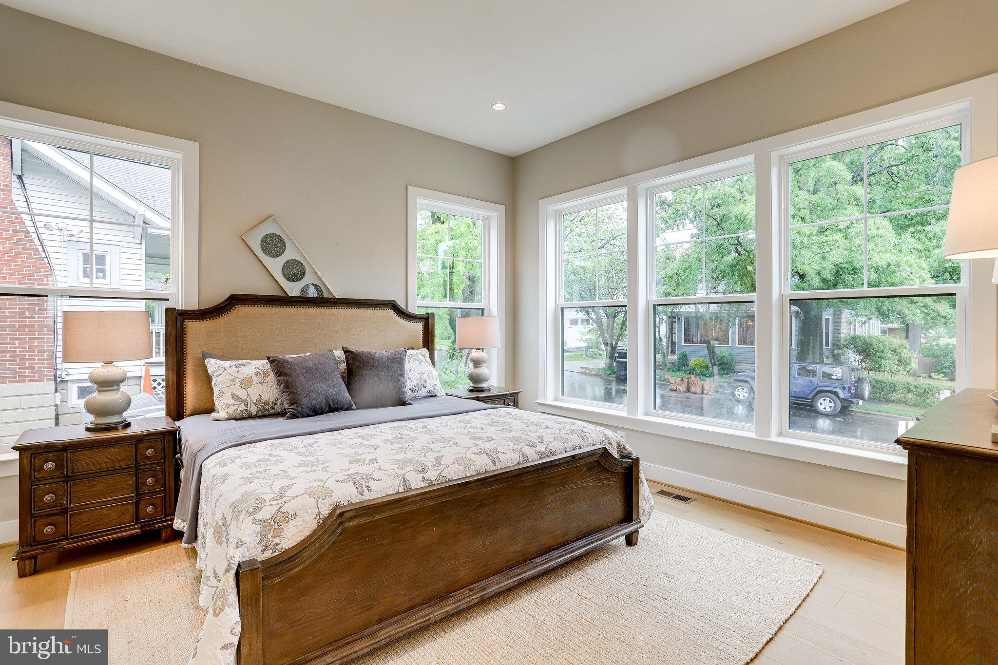 SCHUTT ESTATE - Residential