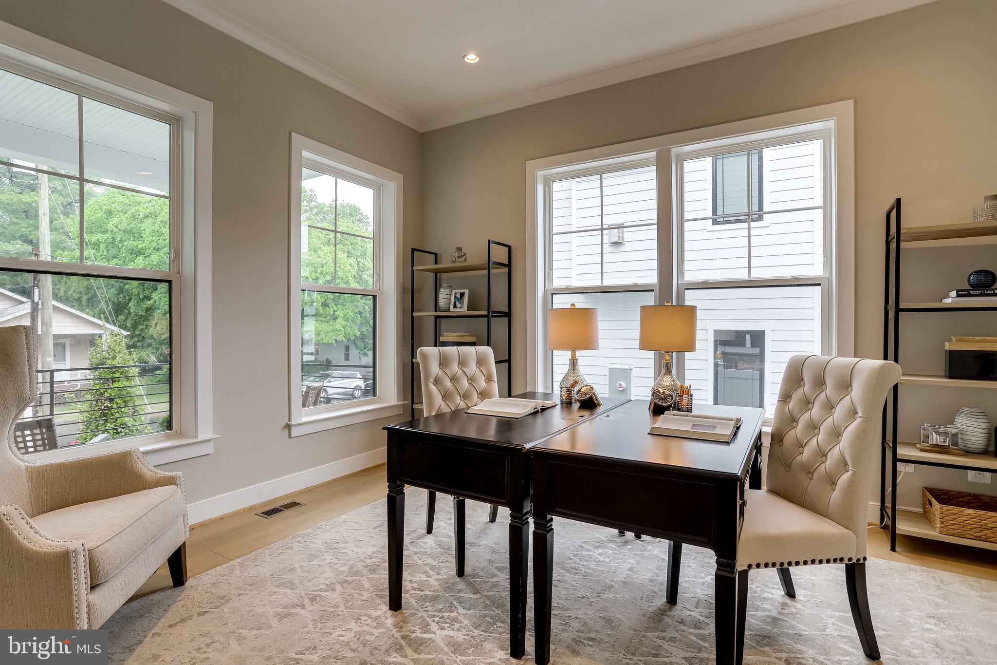 SCHUTT ESTATE - Residential