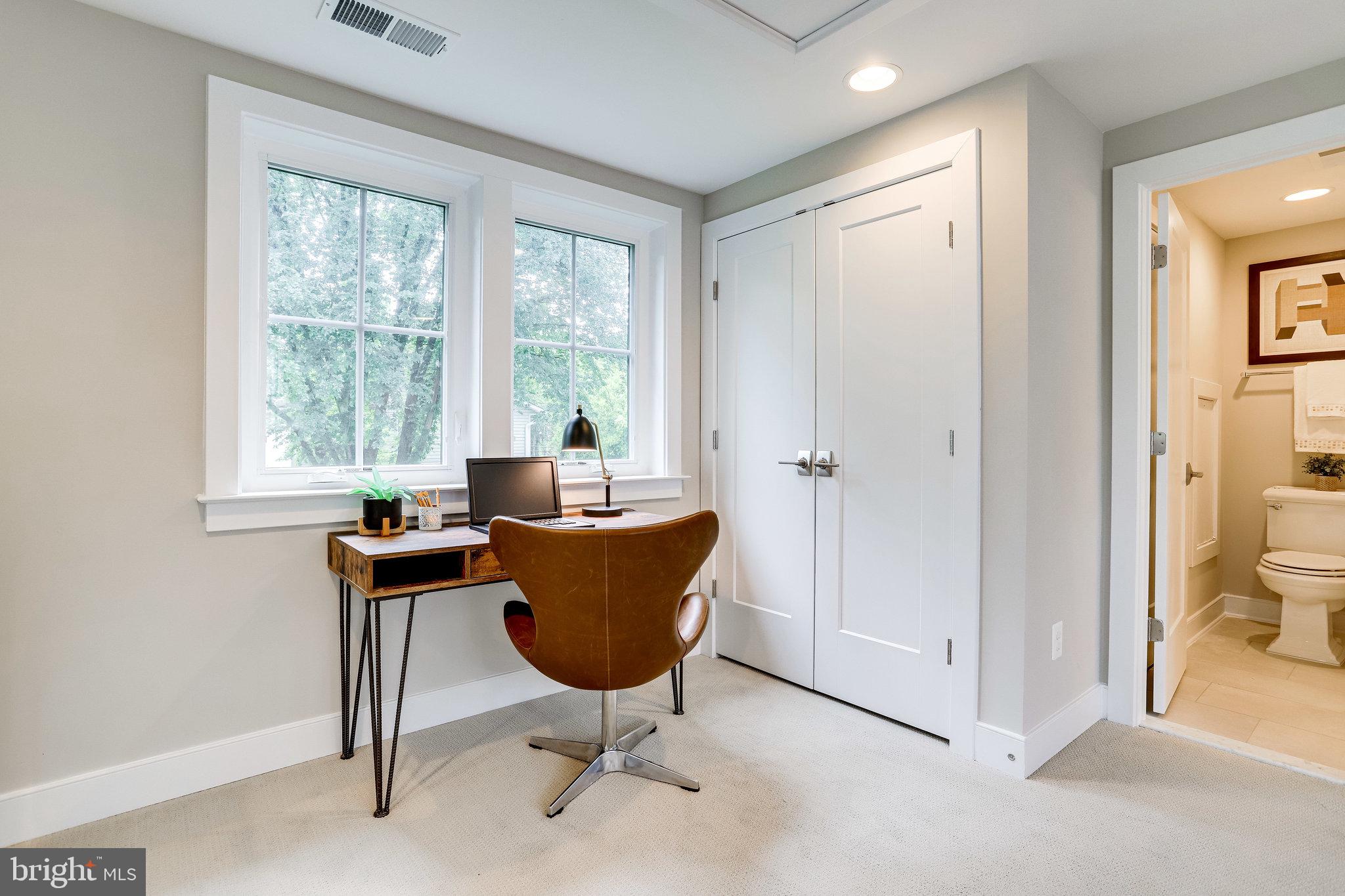 SCHUTT ESTATE - Residential