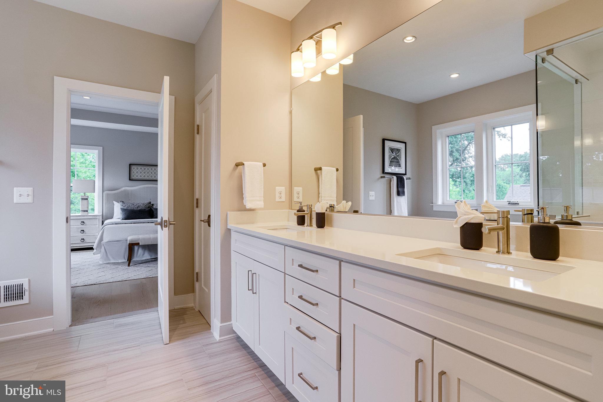 SCHUTT ESTATE - Residential