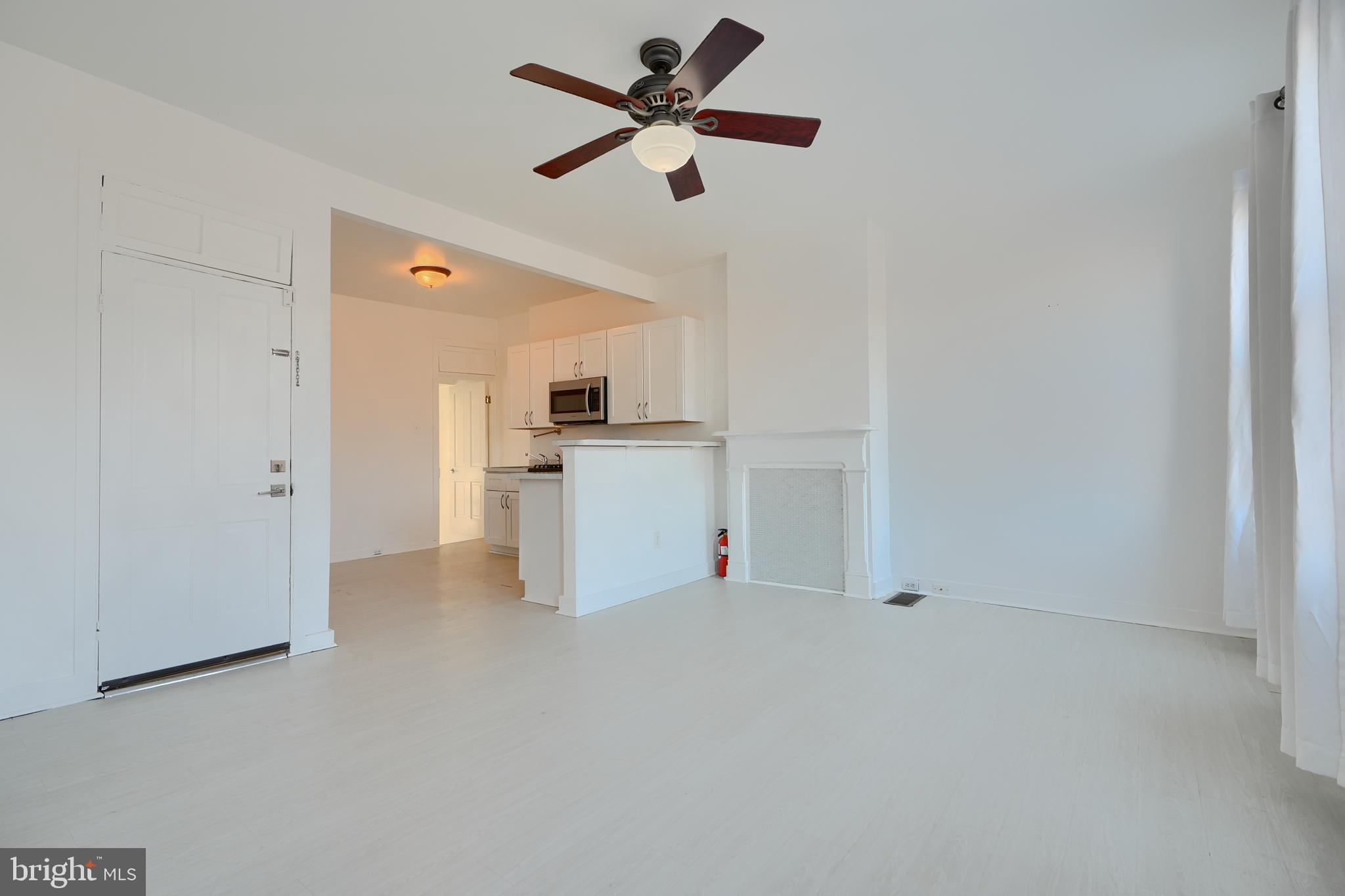 UNION SQUARE - Residential Lease
