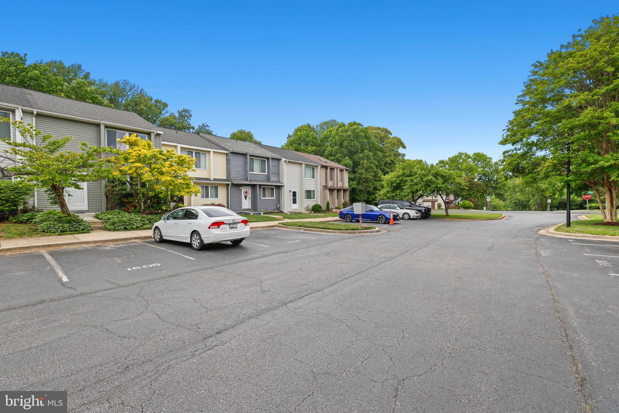 WHISPERING WOODS - Residential