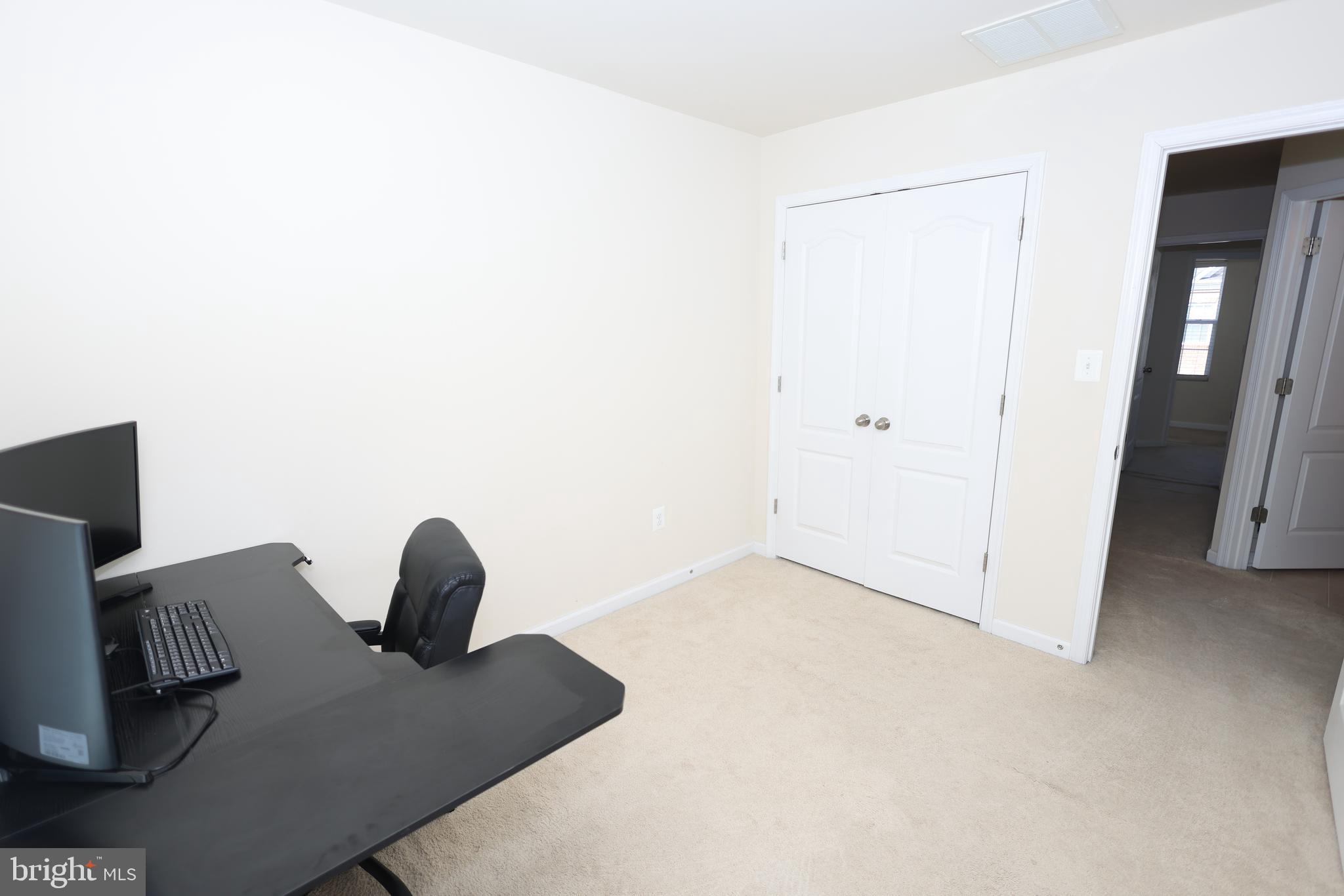 CHELSEA MANOR - Residential Lease