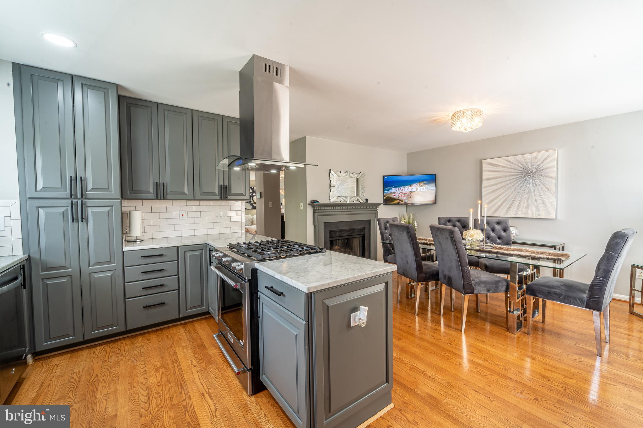 CENTRE RIDGE - Residential