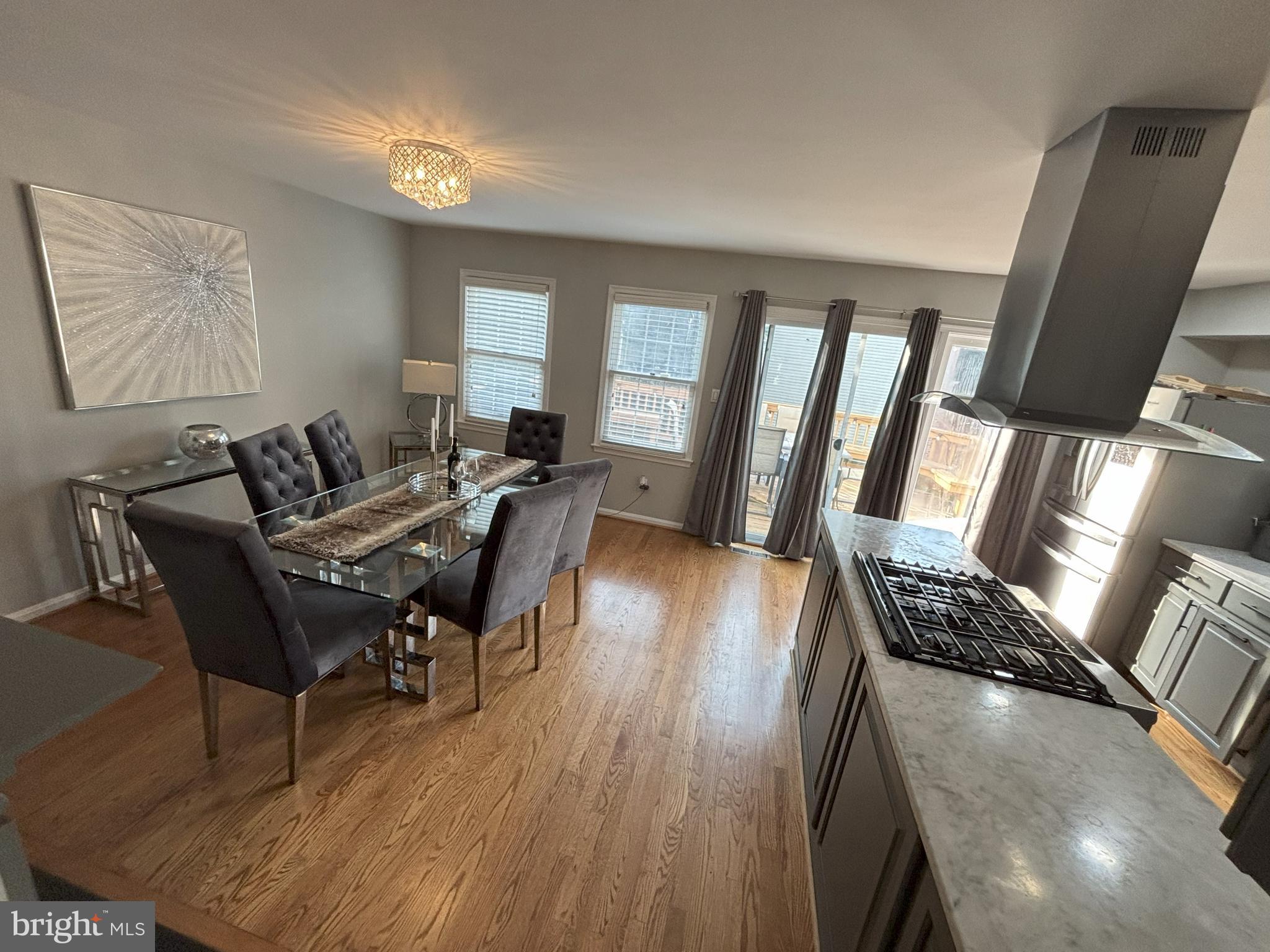 CENTRE RIDGE - Residential