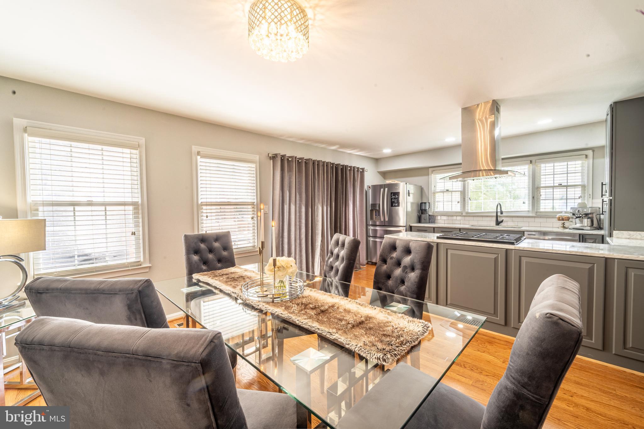 CENTRE RIDGE - Residential