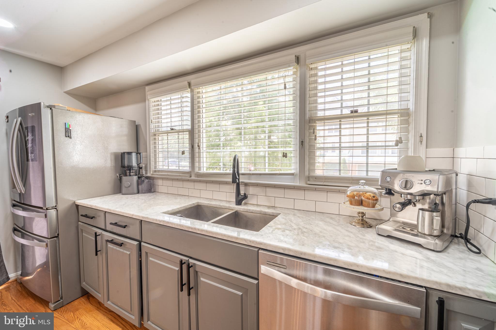 CENTRE RIDGE - Residential