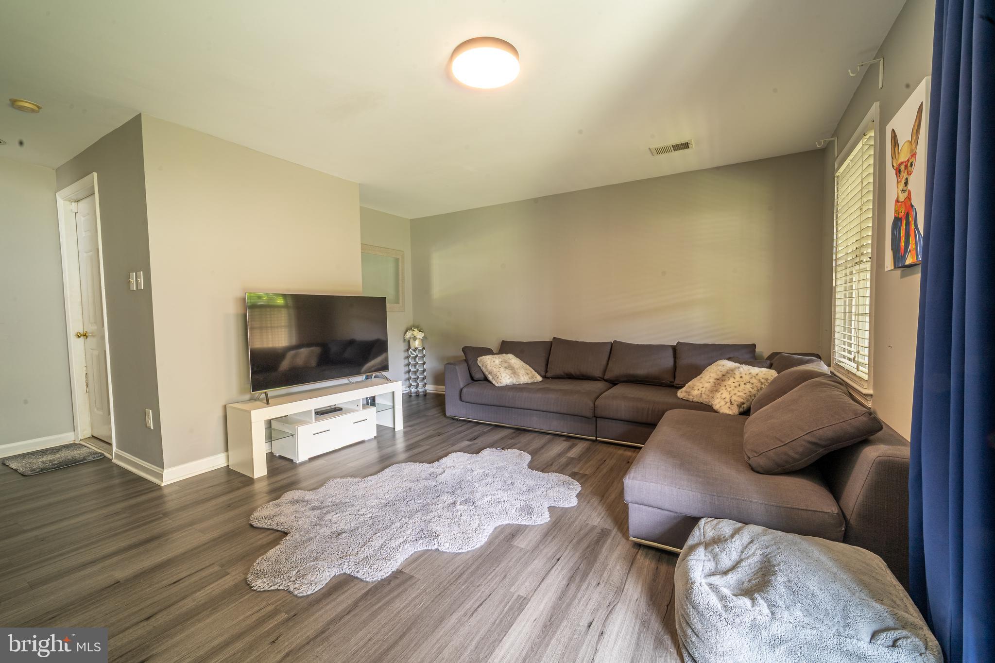 CENTRE RIDGE - Residential