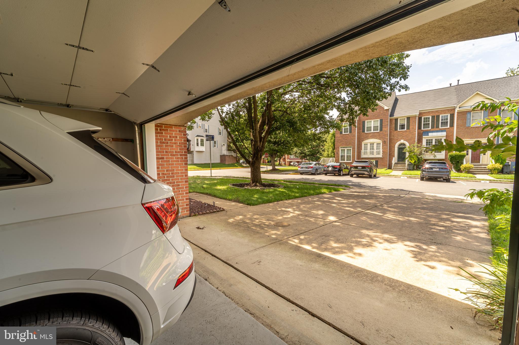 CENTRE RIDGE - Residential