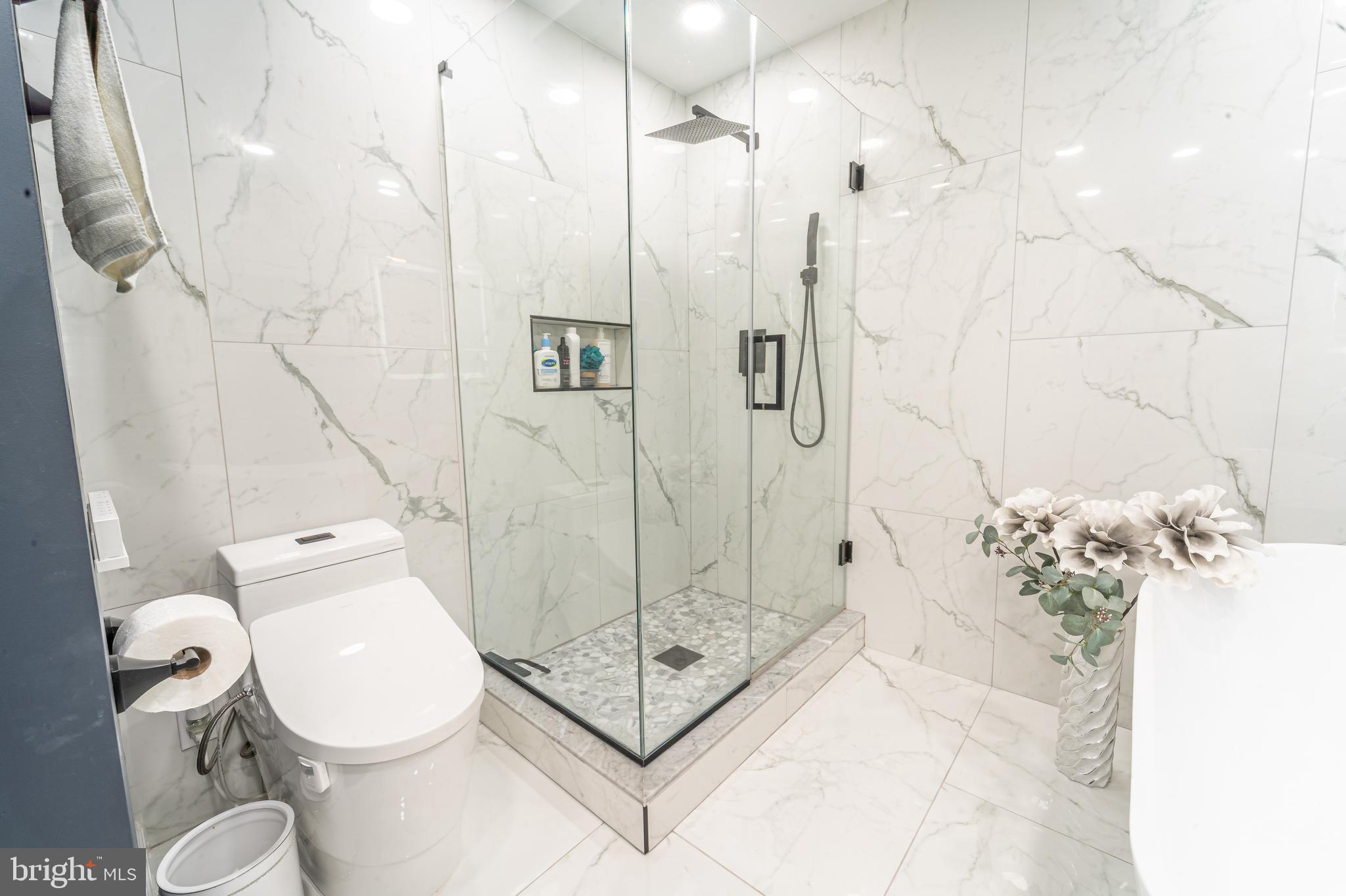 CENTRE RIDGE - Residential