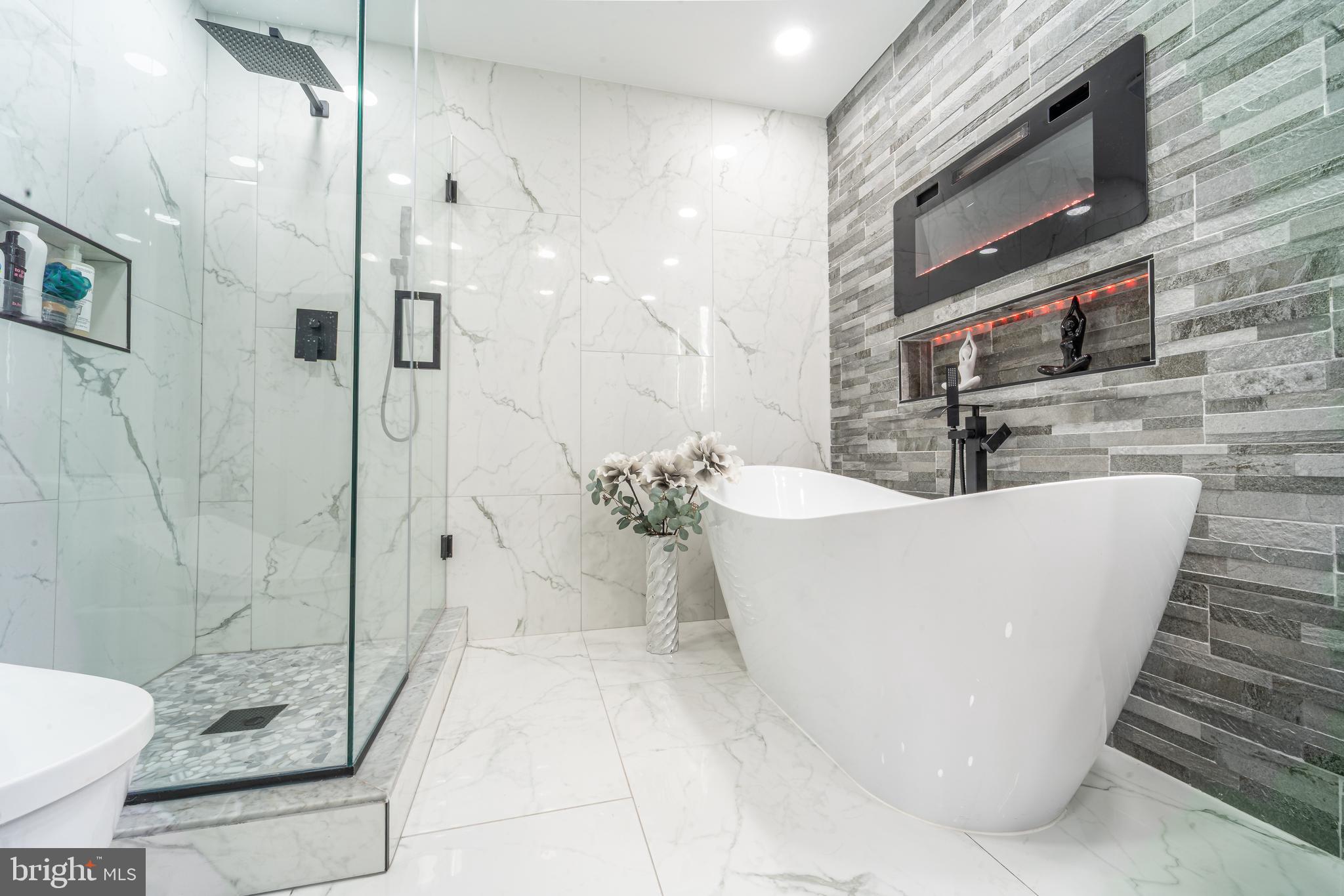 CENTRE RIDGE - Residential