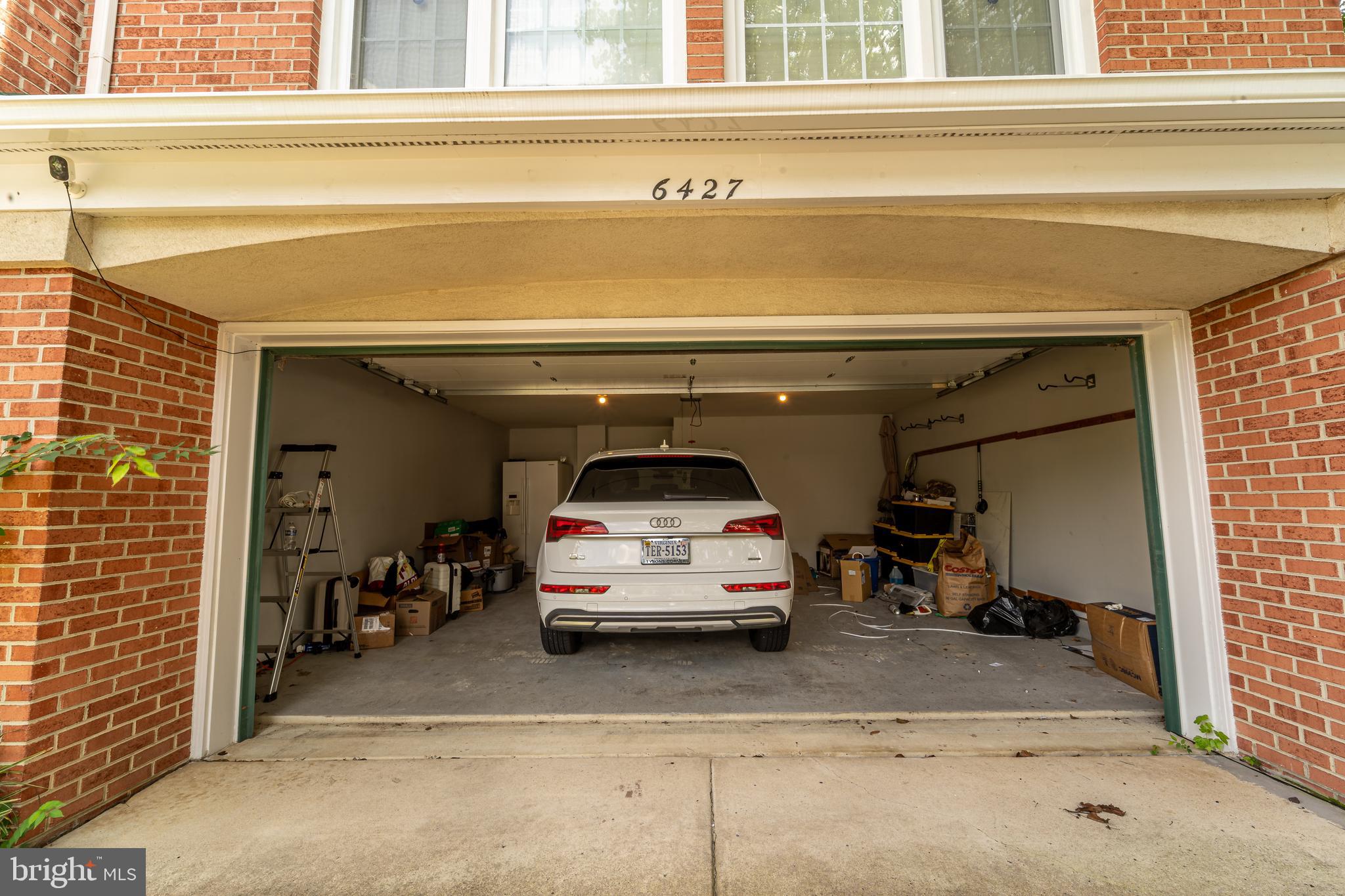 CENTRE RIDGE - Residential