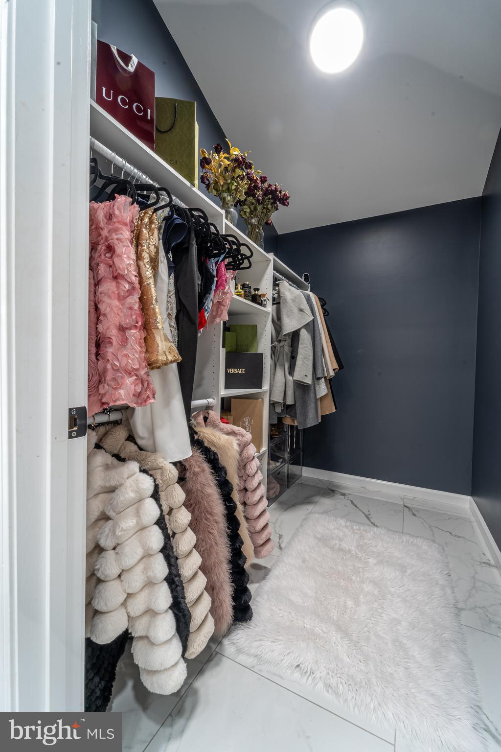 CENTRE RIDGE - Residential