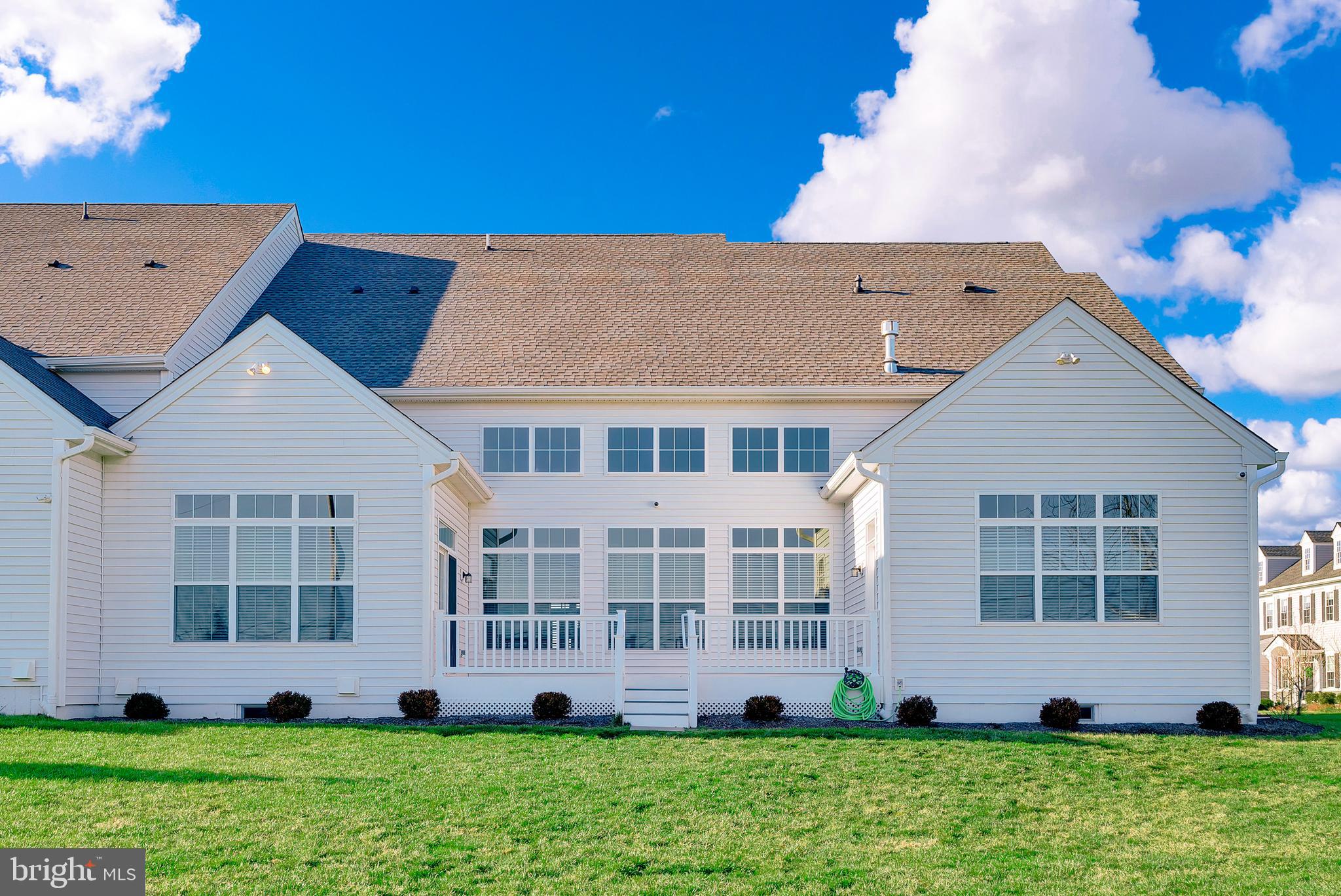 SQUIRES RIDGE - Residential