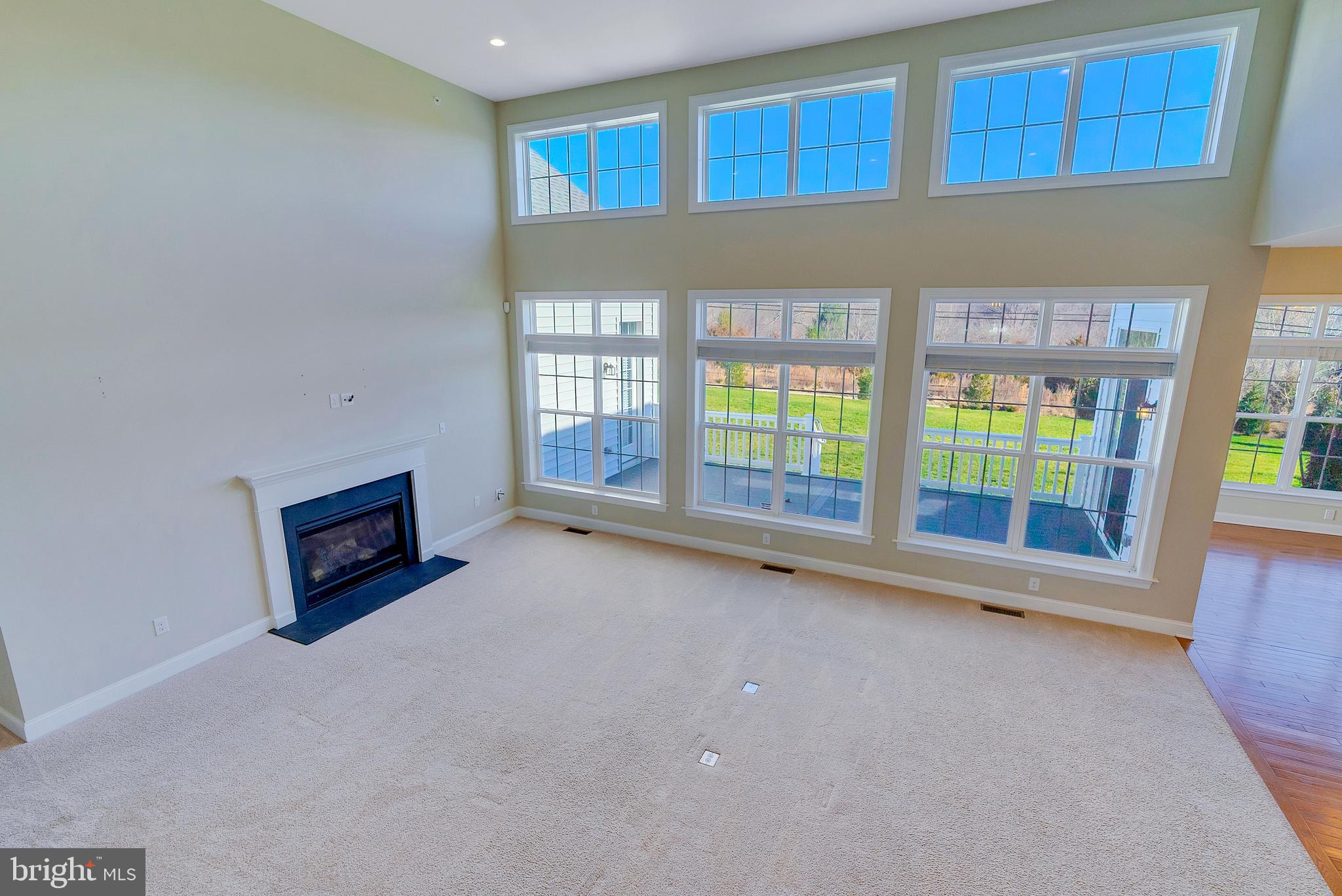 SQUIRES RIDGE - Residential