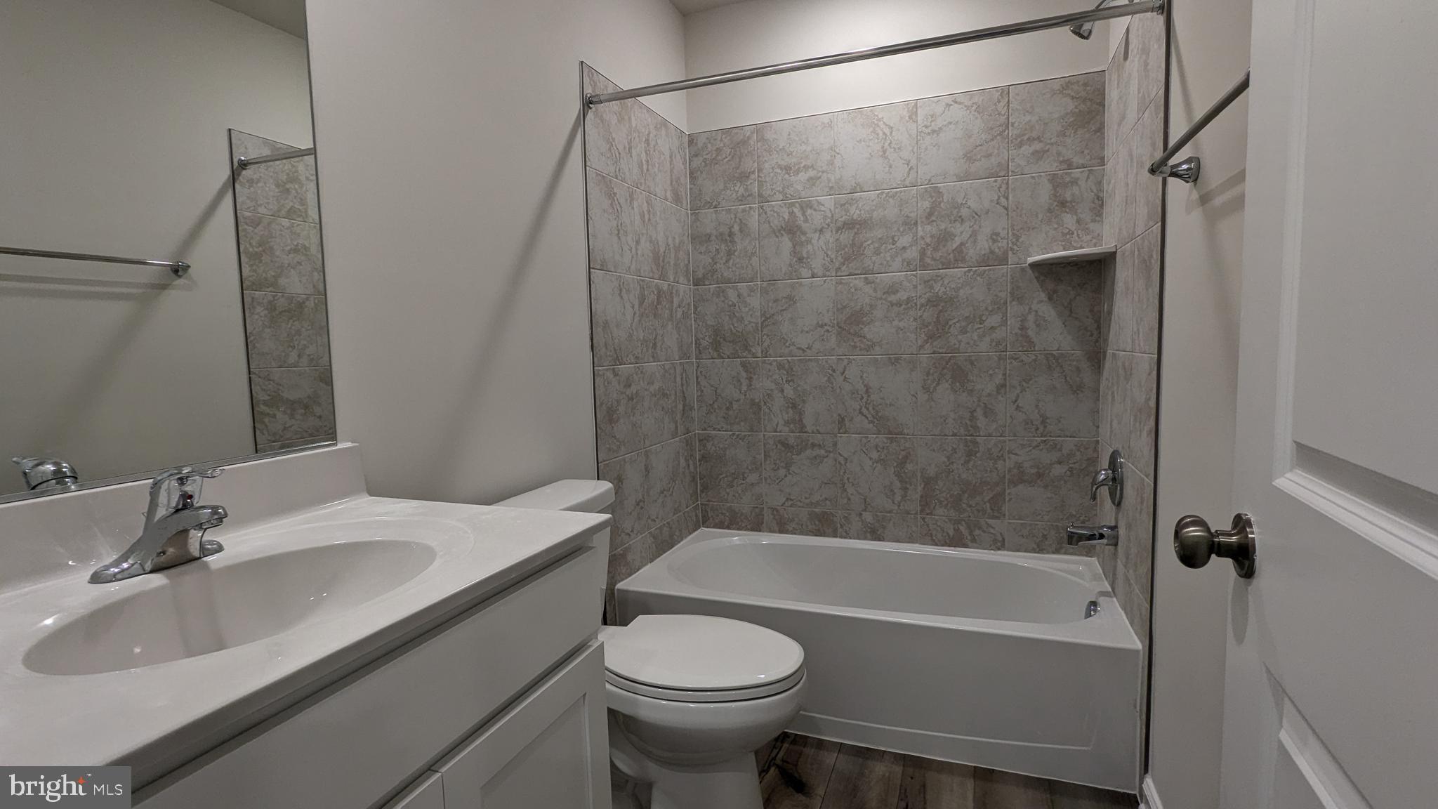 SHENANDOAH SPRINGS - Residential Lease